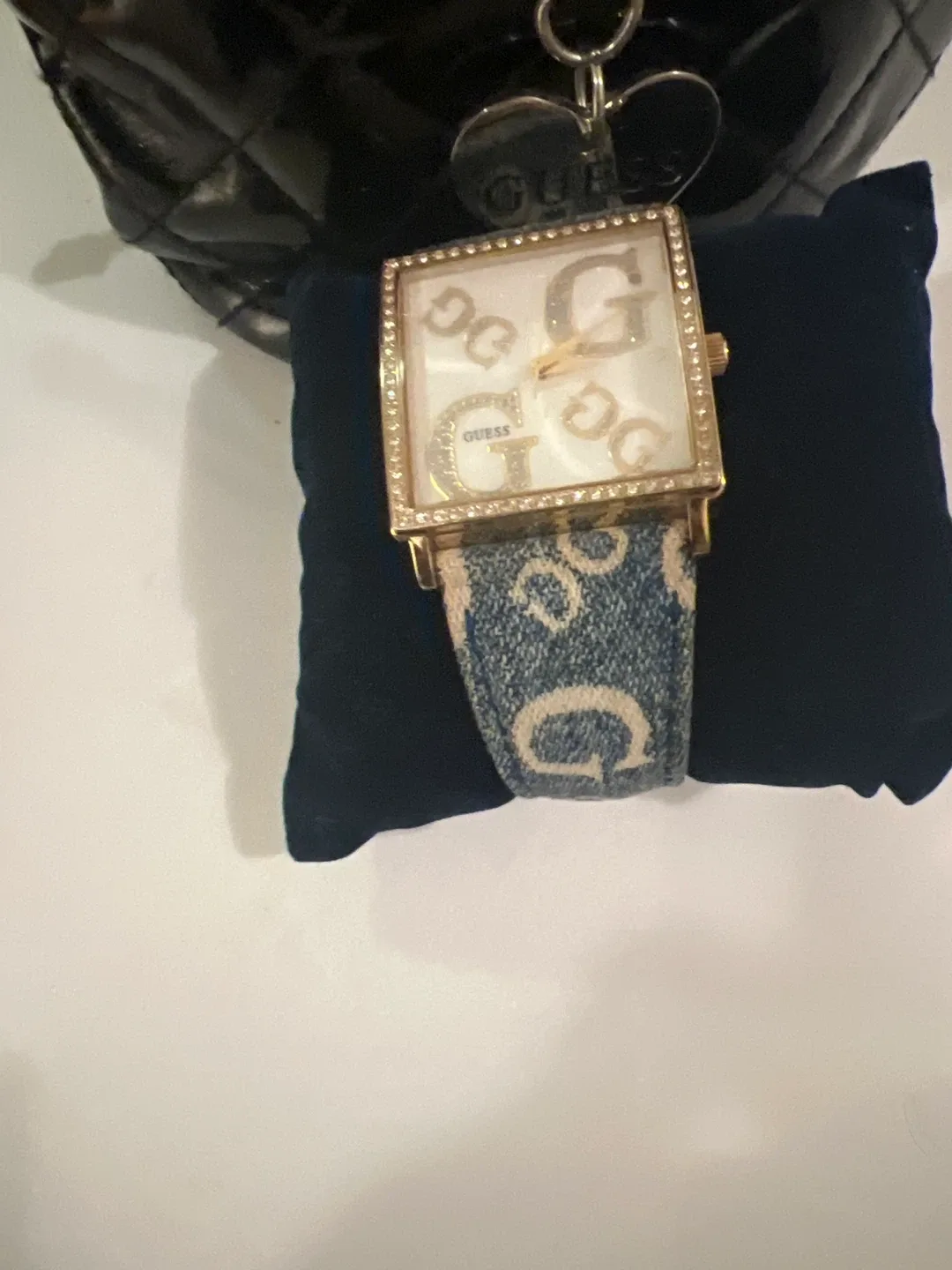 Women's Watch Guess with Denim Strap image indicator(2)