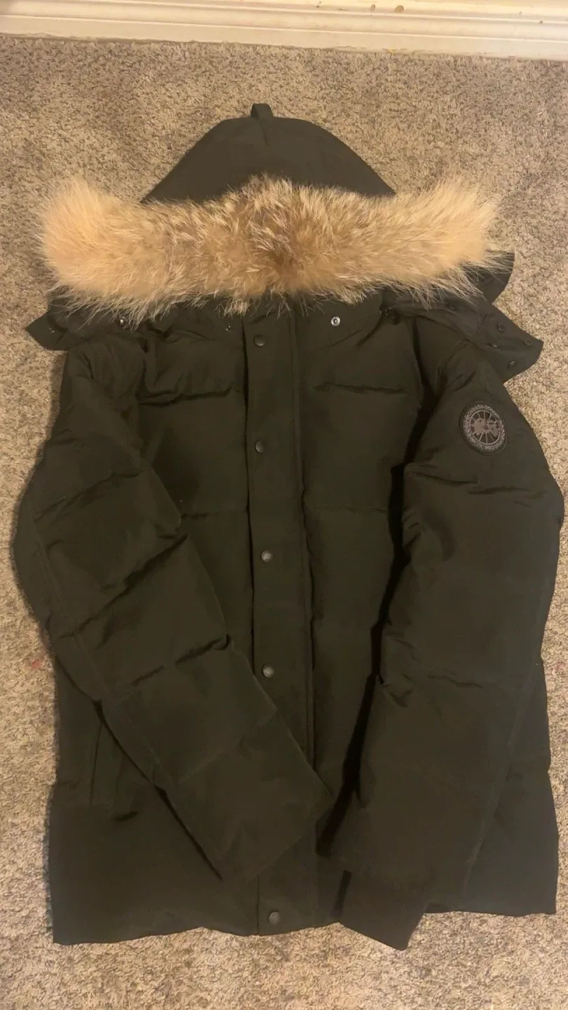 Canada Goose Arctic Program Parka - Size L