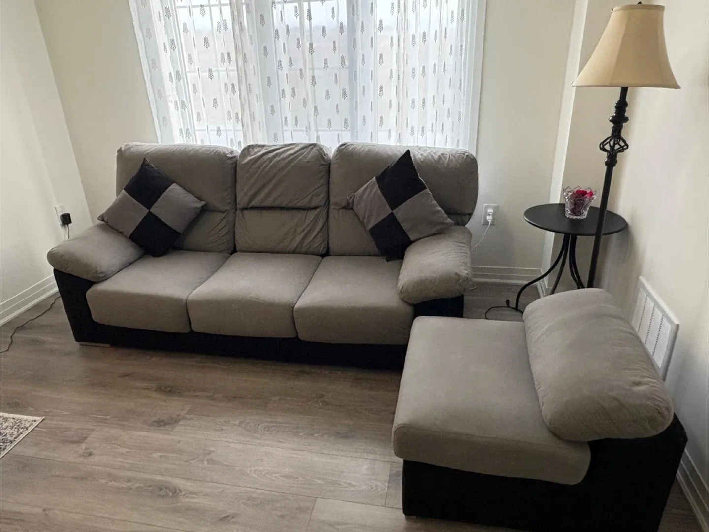 Grey 3-Seater Sofa with Ottoman image indicator(2)