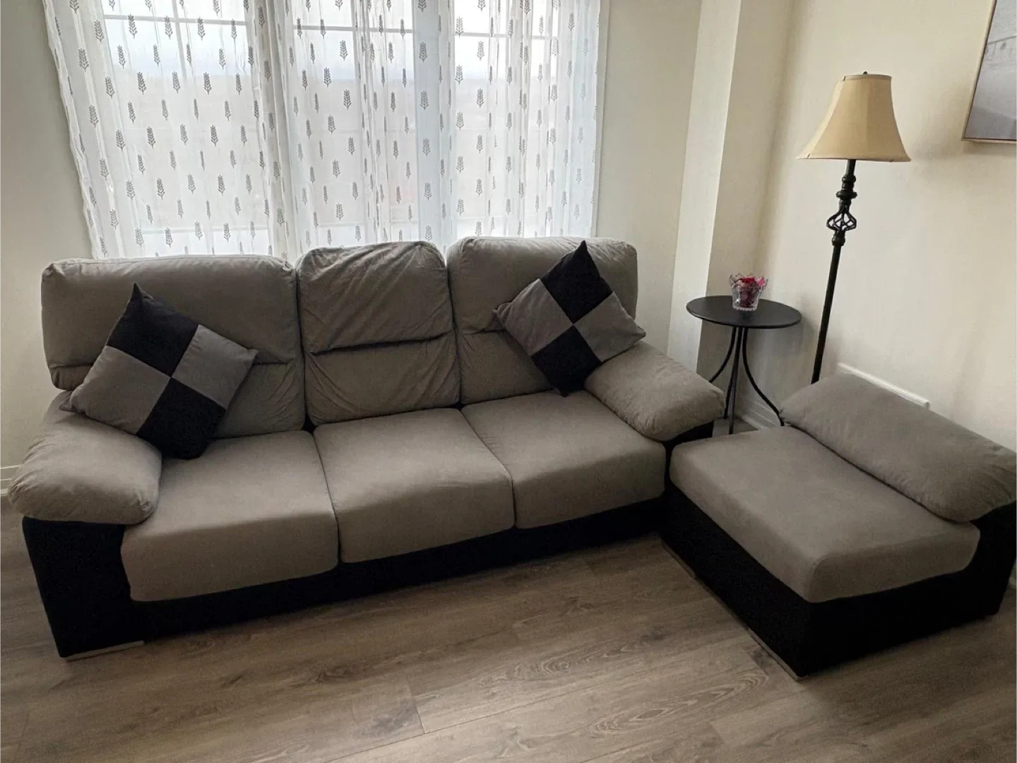 Grey 3-Seater Sofa with Ottoman image indicator(3)