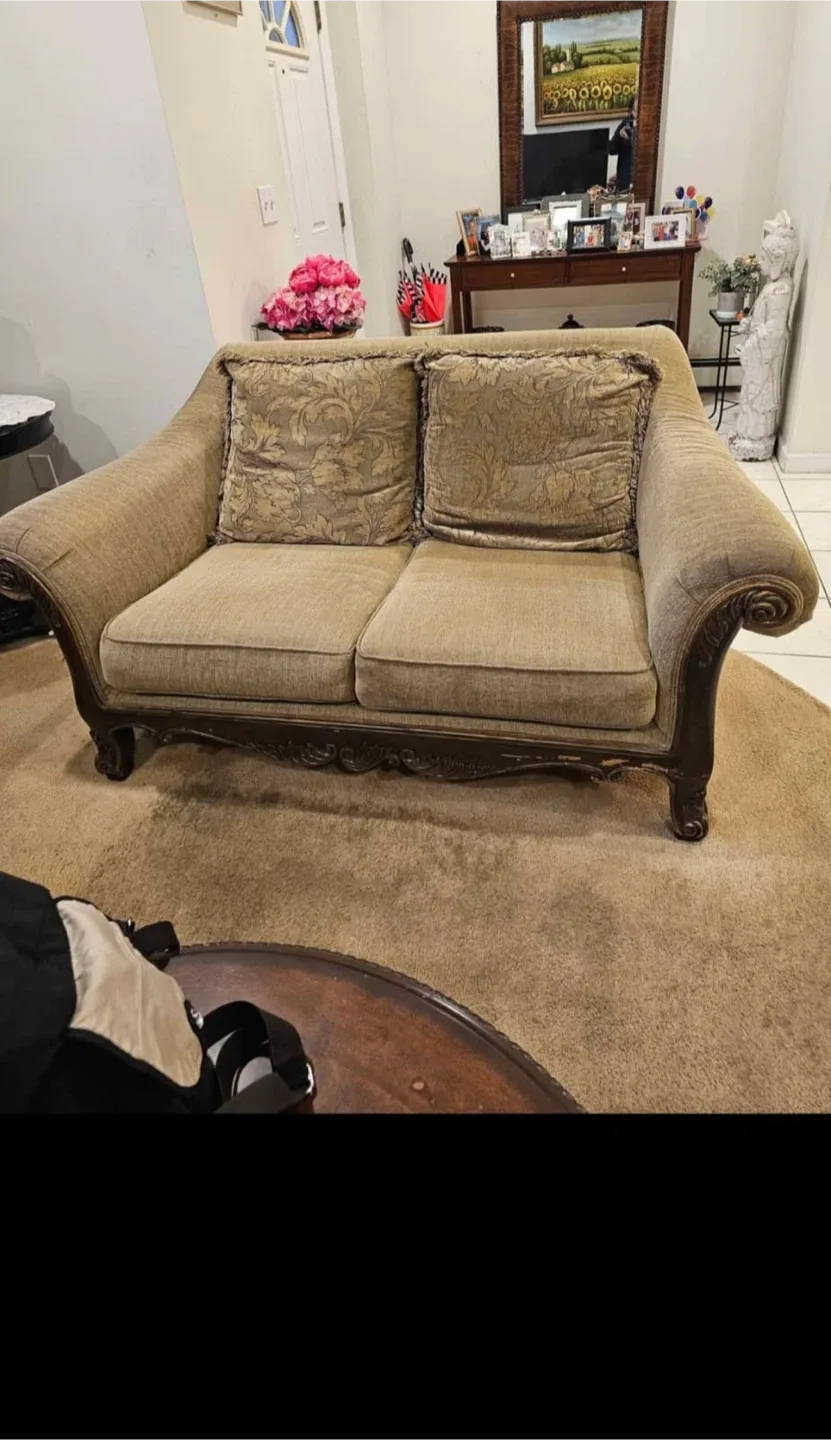 Vintage Style Sofa