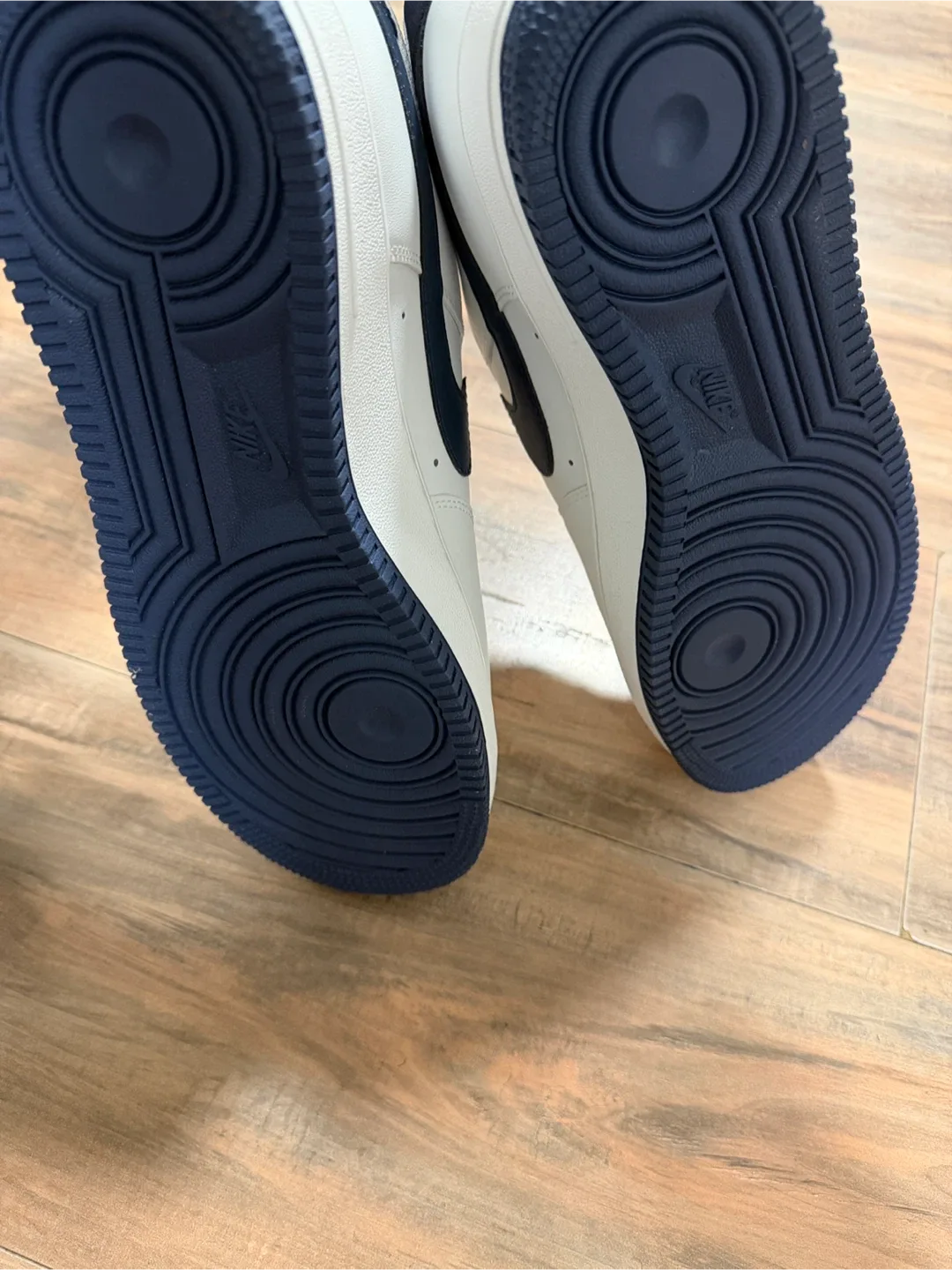 Nike Air Force 1 '07 'White Midnight Navy' image indicator(7)