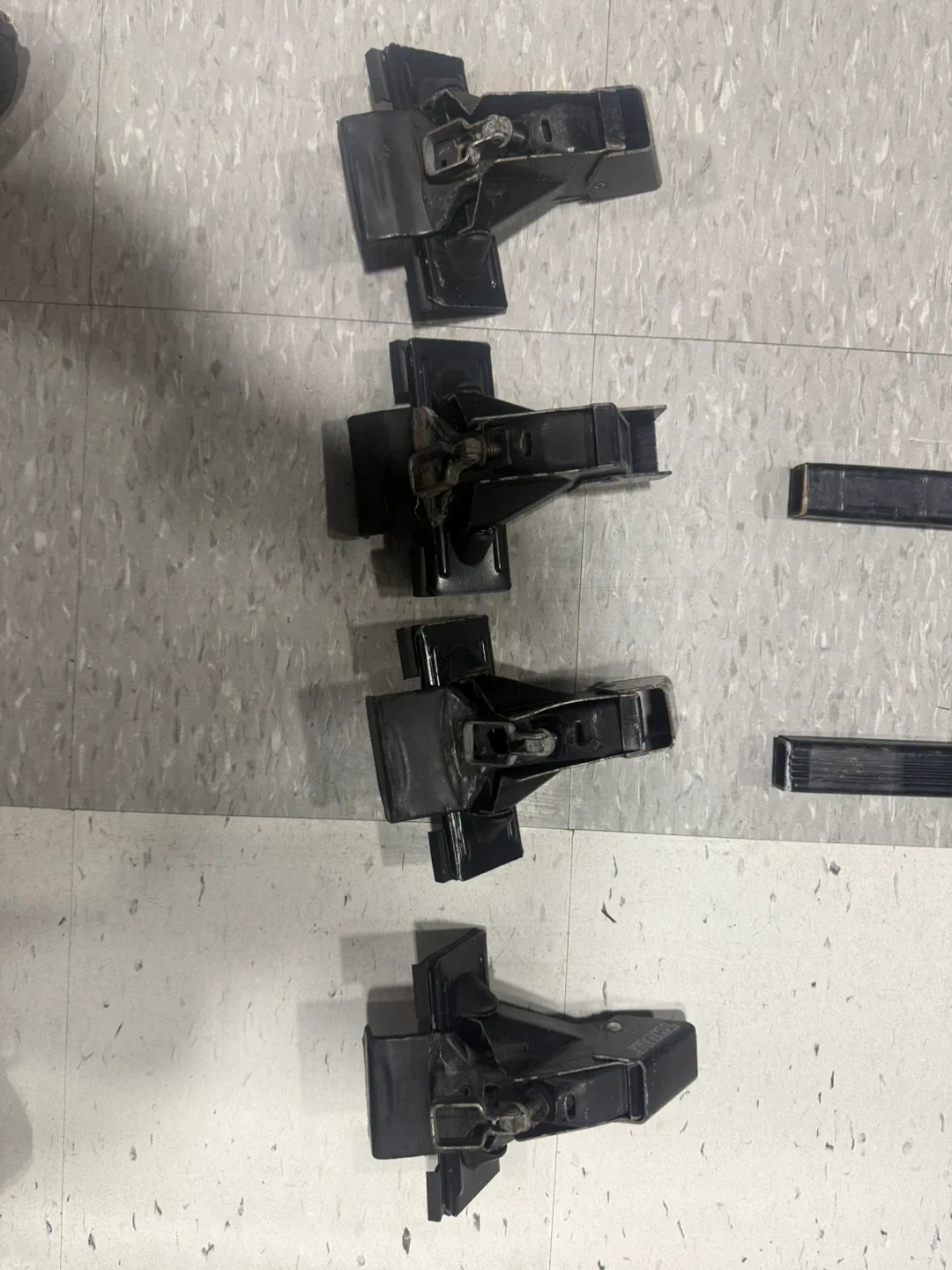 Roof Rack and Basket for Car image indicator(5)