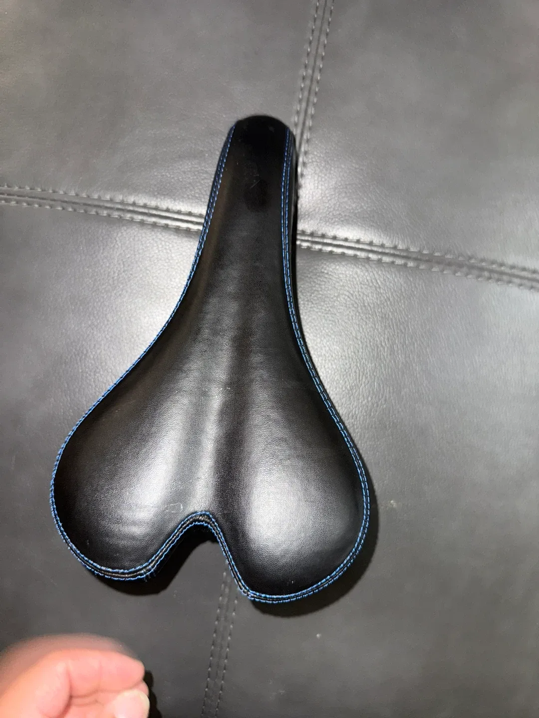 CCM Bike Seat - Black image indicator(2)
