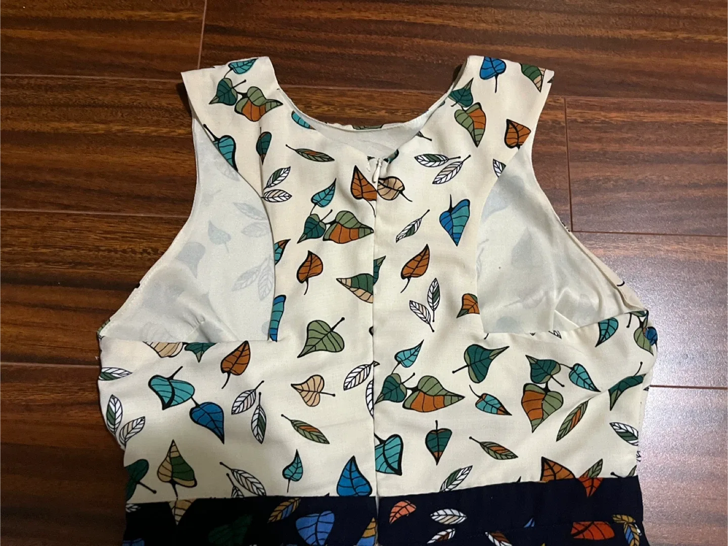 Ina women large sleeveless fit-and-flare dress leaf print image indicator(9)