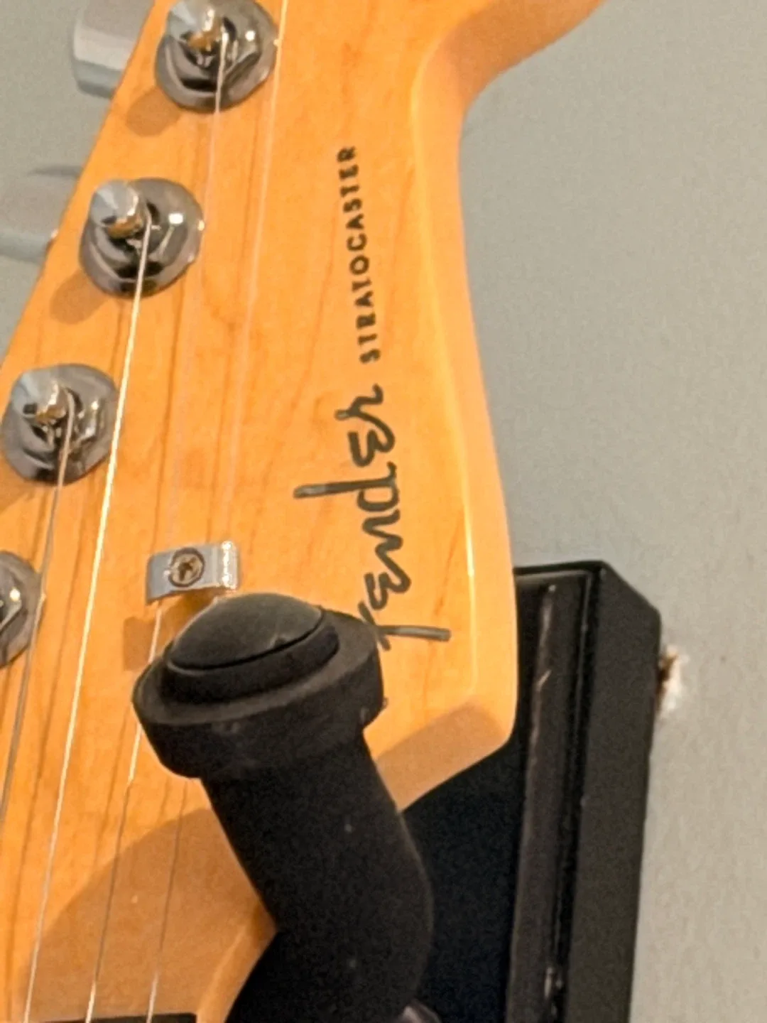 Fender Stratocaster Electric Guitar image indicator(2)