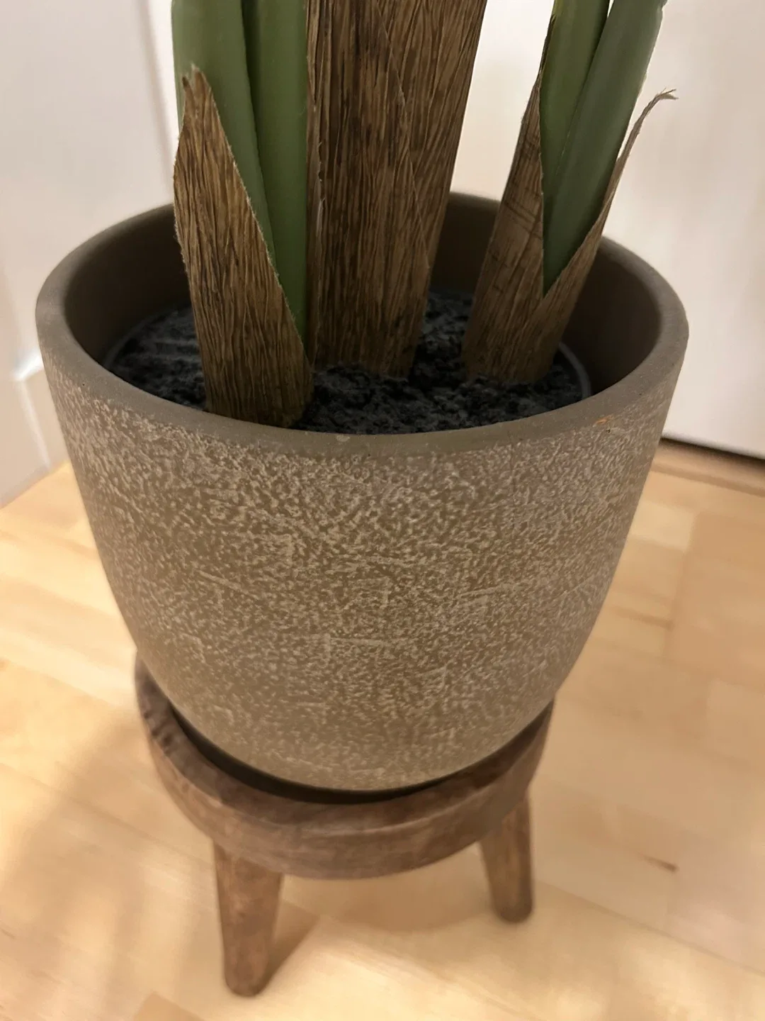Faux Monstera Plant with Pot and Wooden Stand image indicator(2)