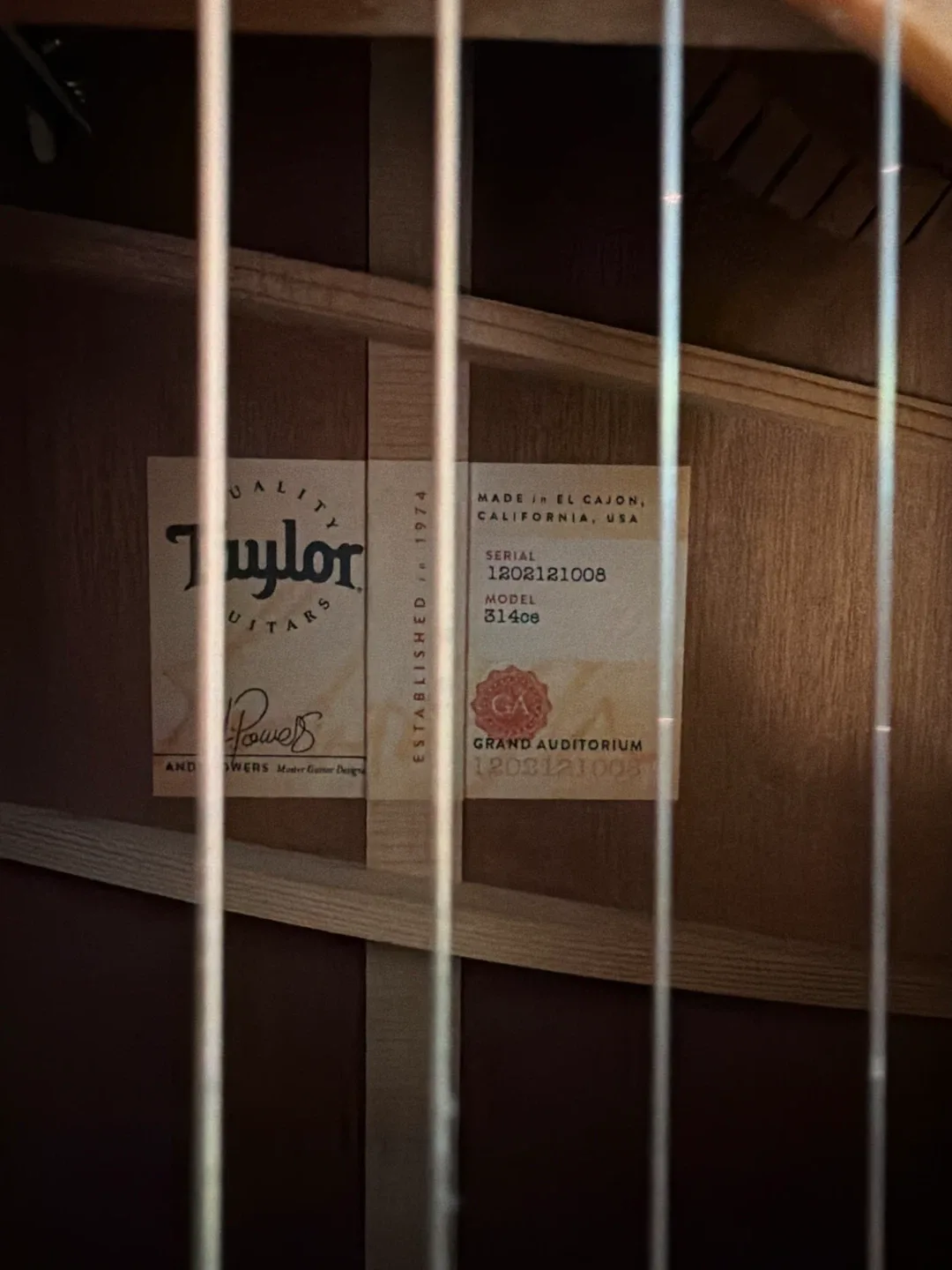 Taylor 314ce Grand Auditorium Acoustic-Electric Guitar image indicator(2)