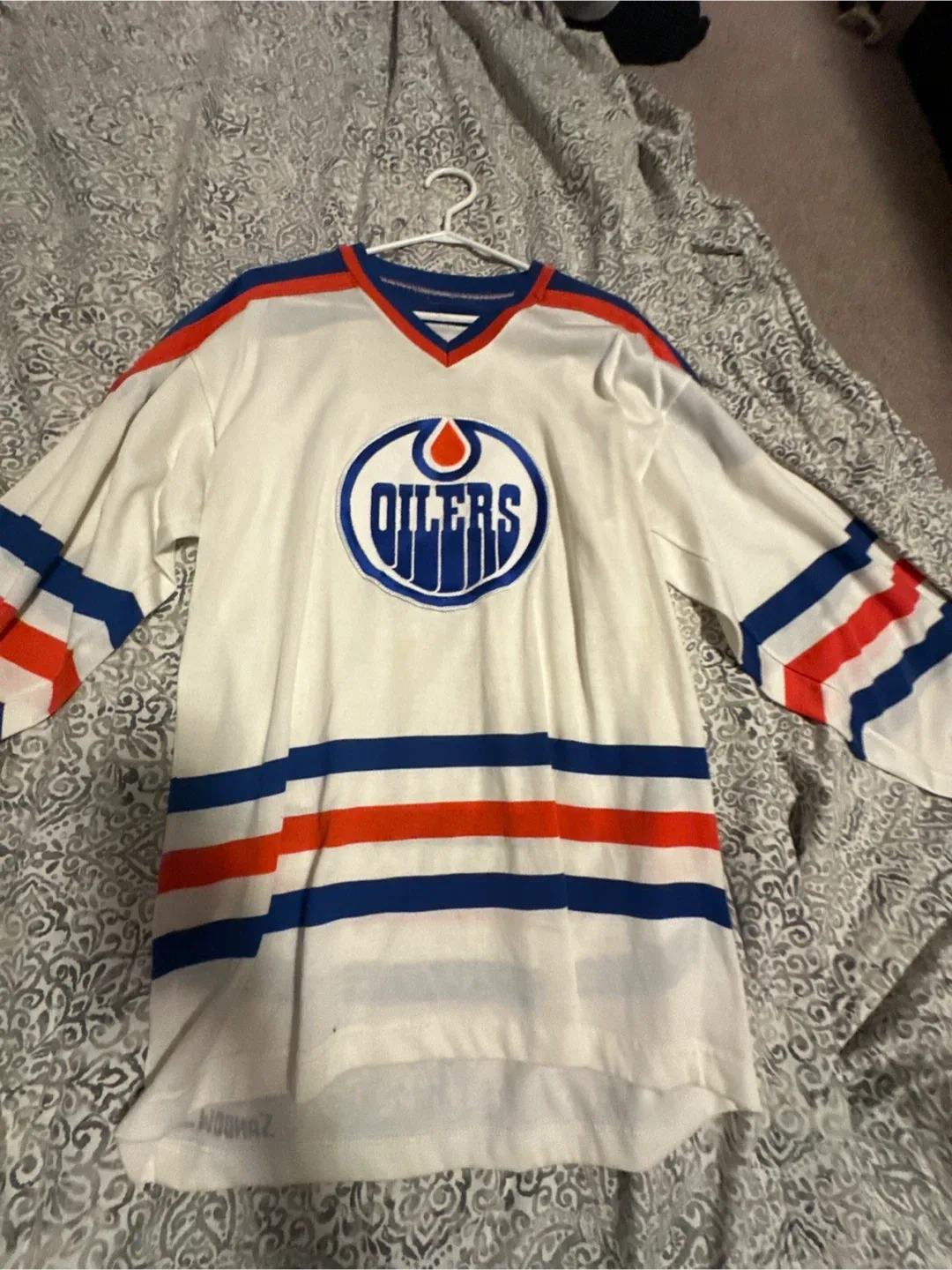 Edmonton Oilers Jersey - Sandow SK image indicator(2)