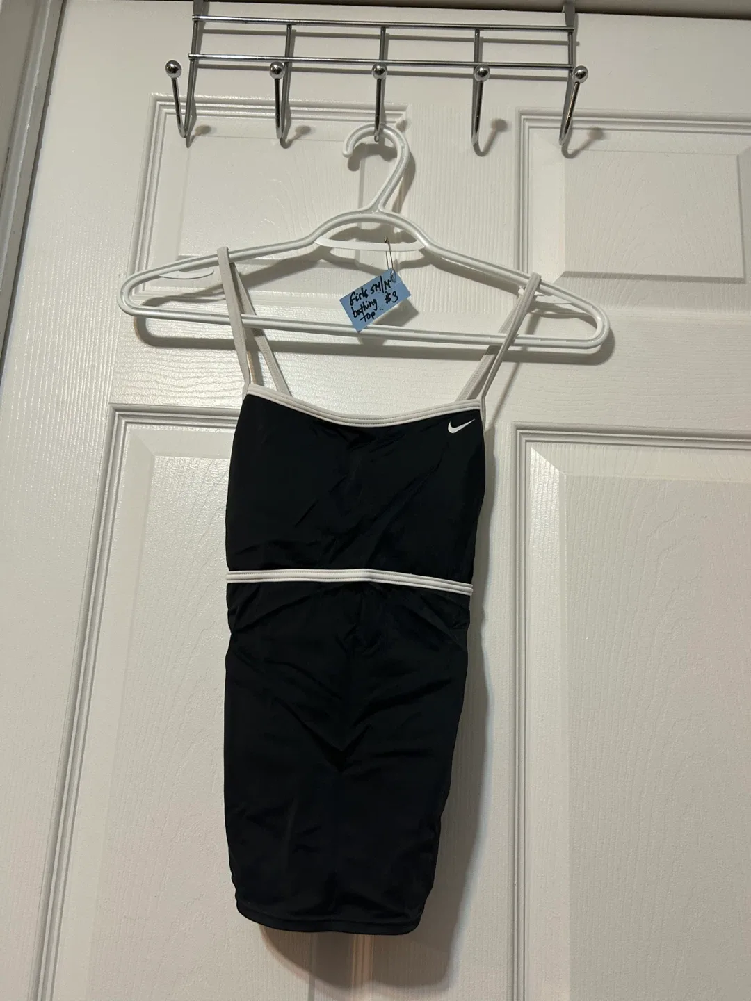 Girls S/M black bathing top nike**