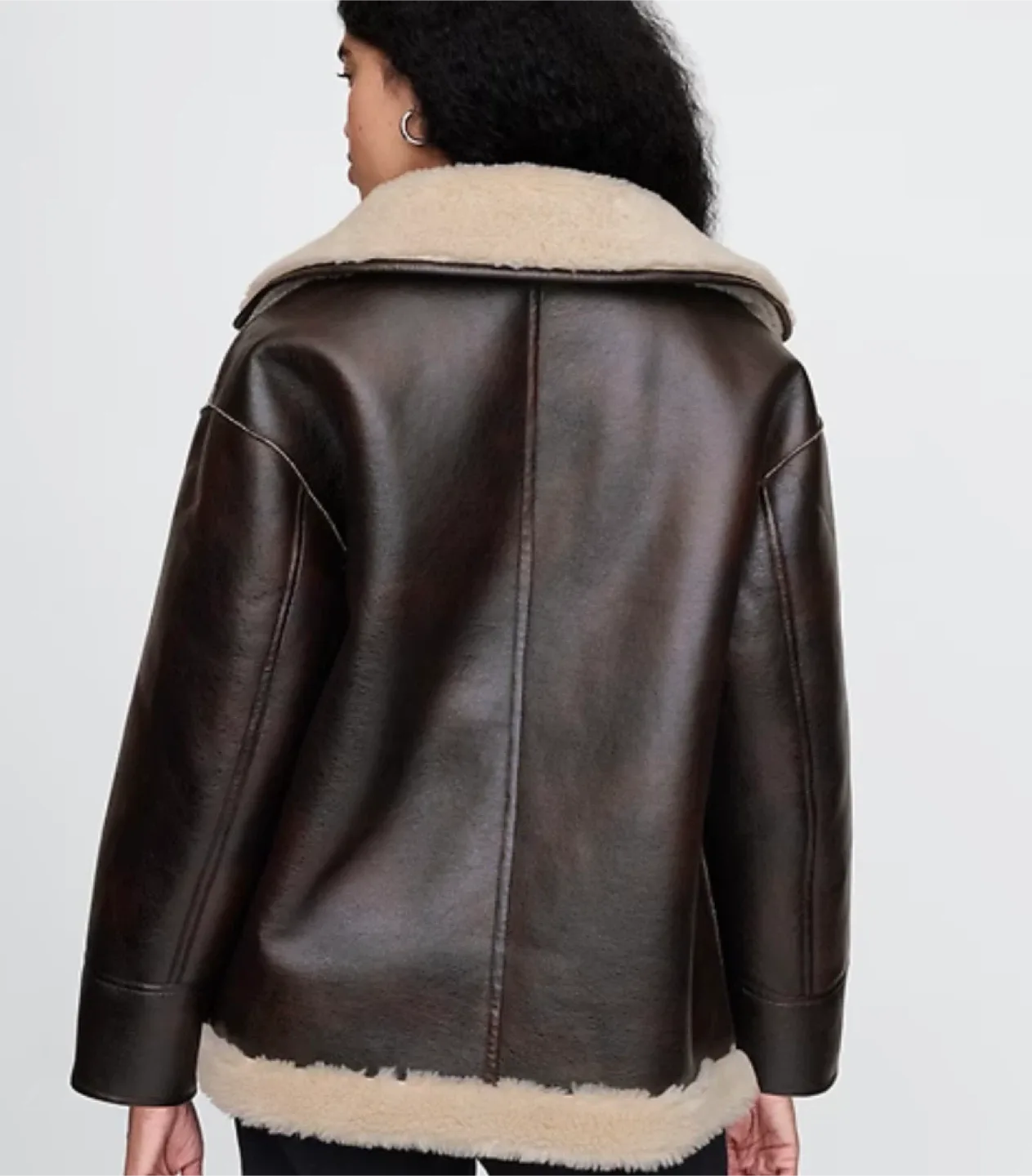 Vegan leather sherpa jacket image indicator(2)