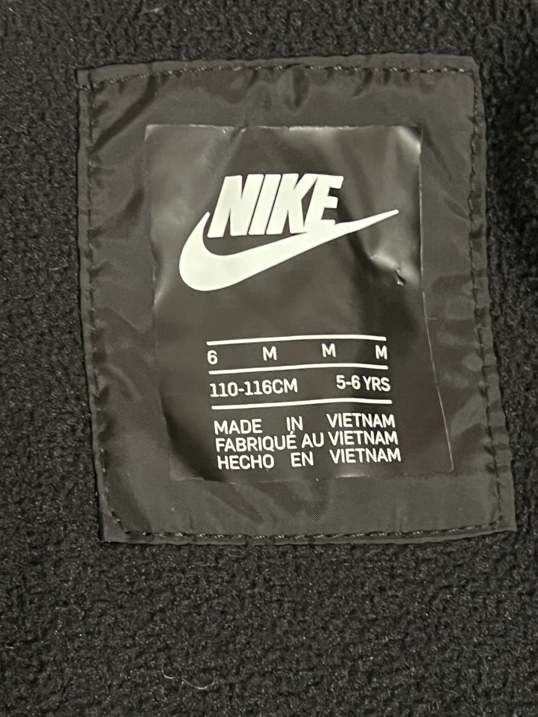 Nike Kids Hooded Puffer Jacket – Size 5–6Y (110–116cm) image indicator(7)