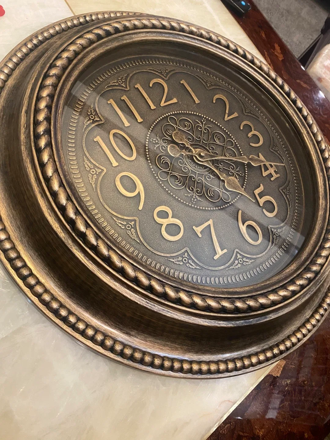 Decorative Round Wall Clock image indicator(2)