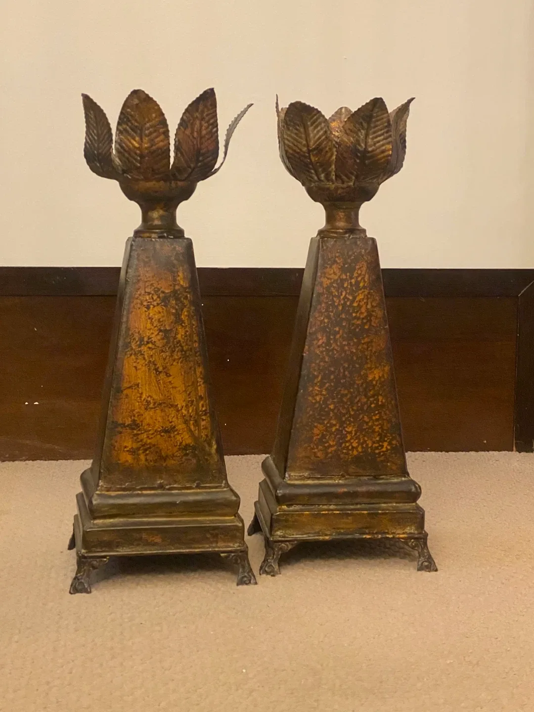 Decorative Candle Holders - Set of 2 image indicator(2)