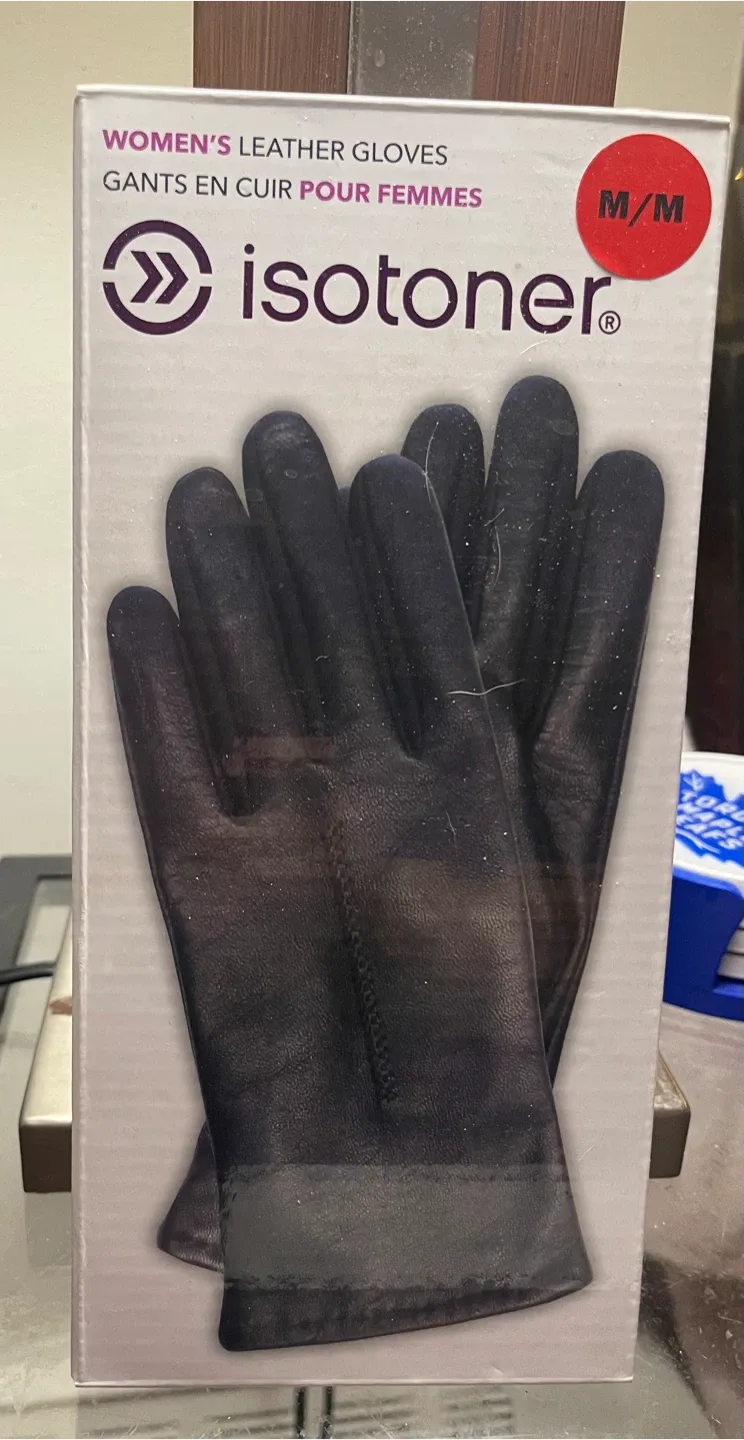 Isotoner Women's Leather Gloves thumbnail