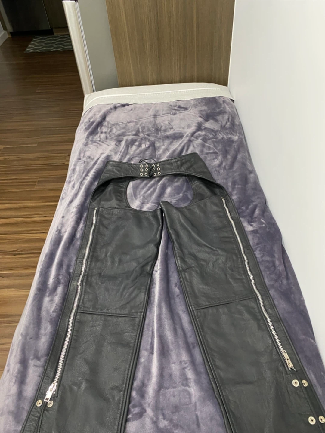 FMC Leather Motorcycle Chaps - Size XXST - photo 3