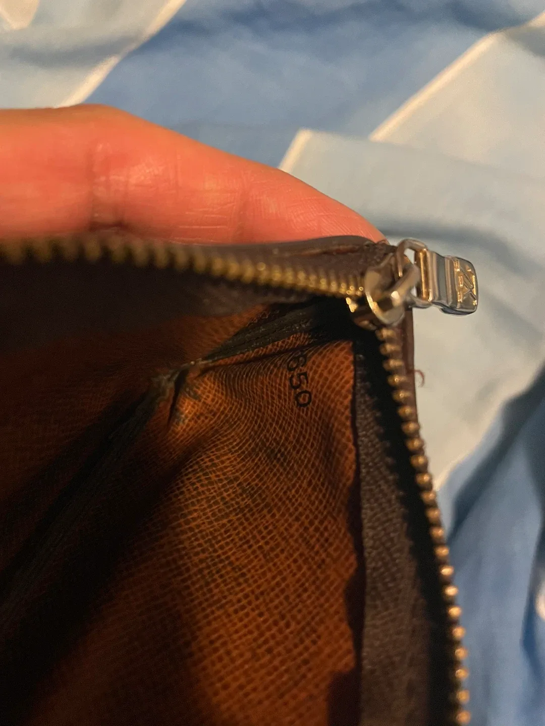 Louis Vuitton Key Pouch image indicator(4)