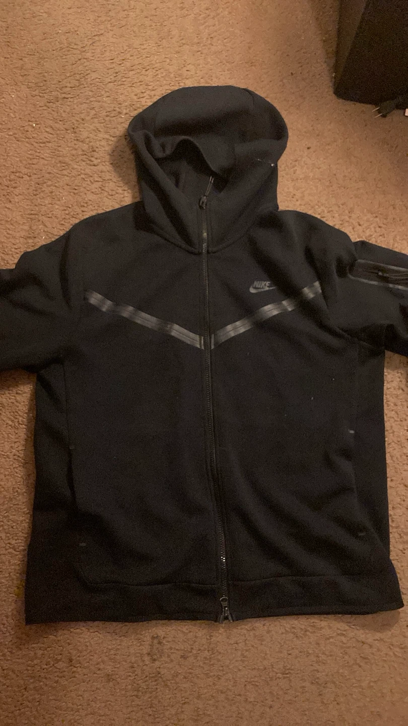 Nike Black Tech Fleece Hoodie - Size Large