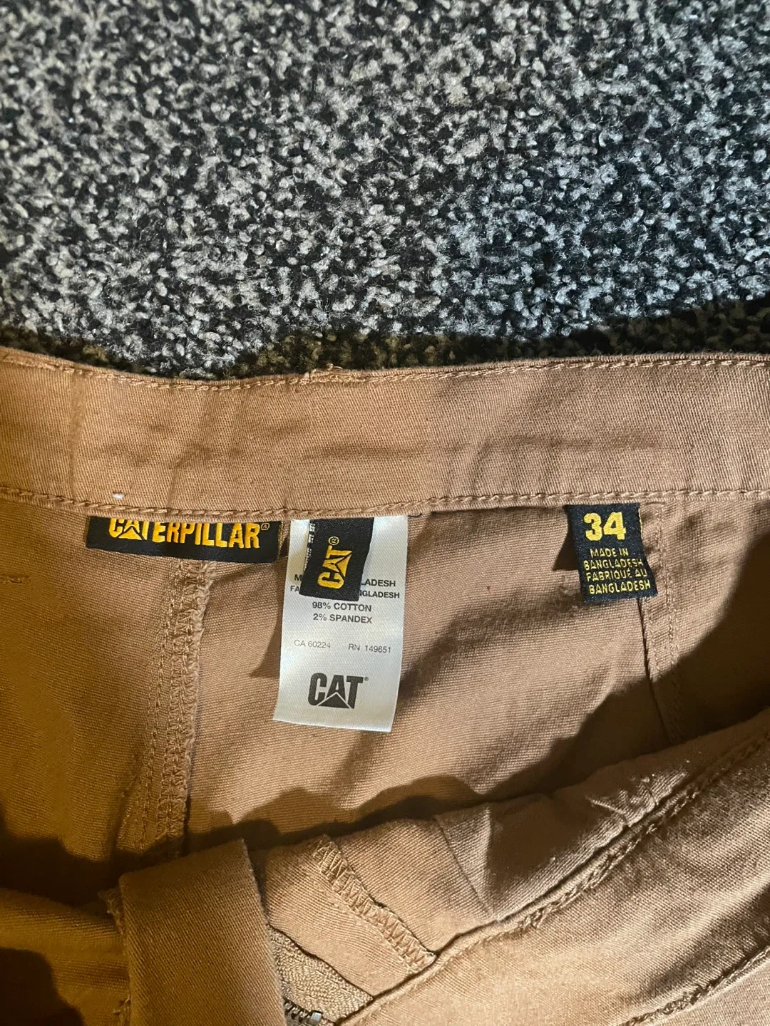 Caterpillar Men's Cargo Shorts image indicator(3)
