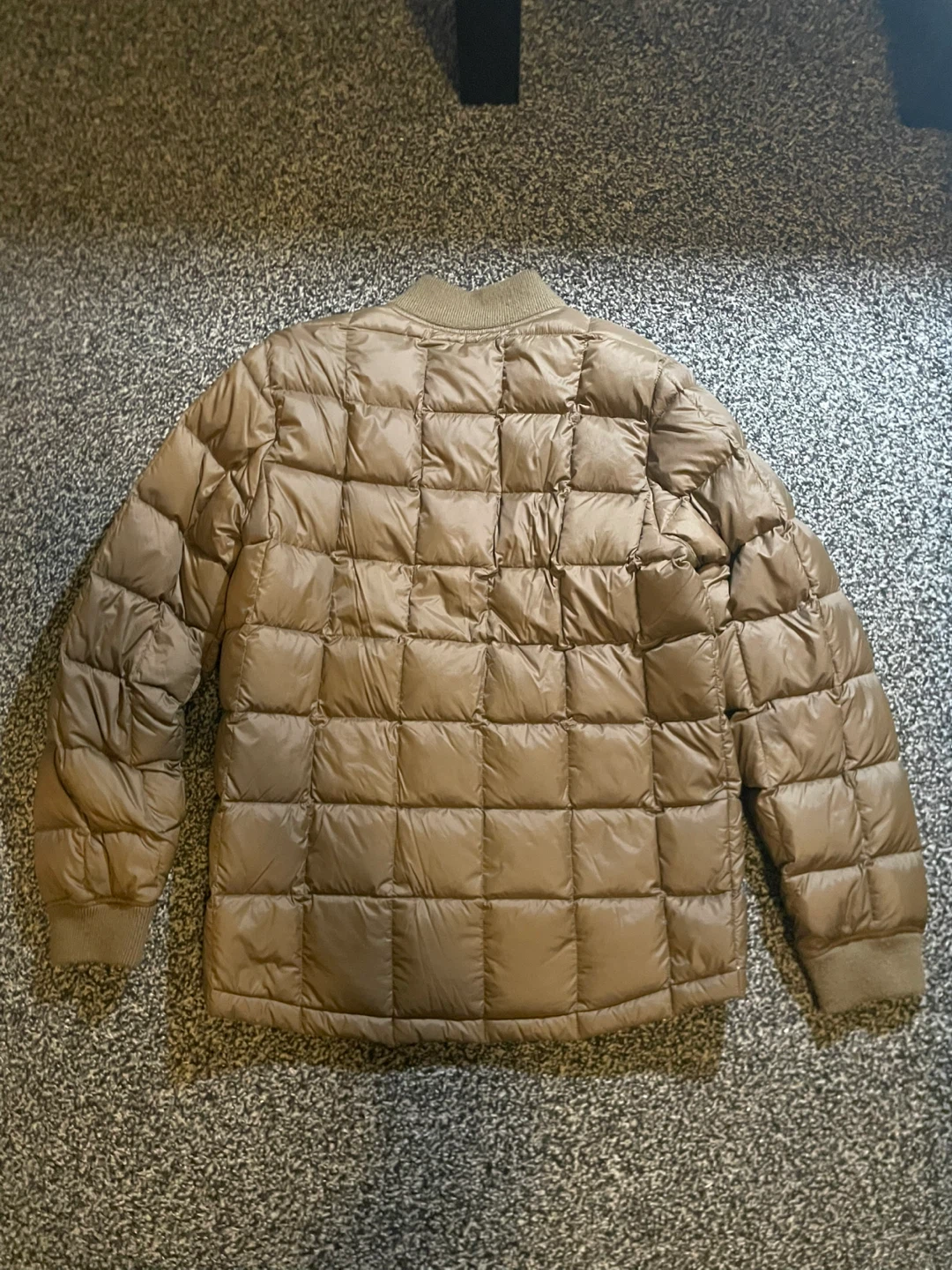 Eddie Bauer puffer jacket - photo 3
