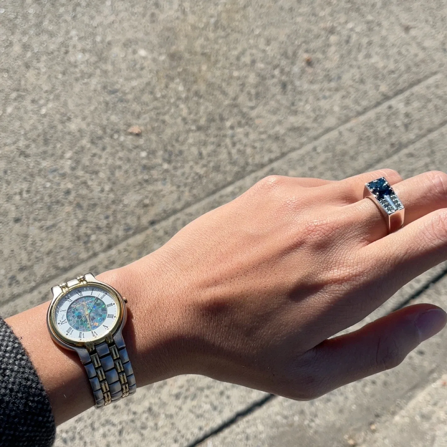 Vintage Swiss watch Australian 18k Opal Dial image indicator(3)