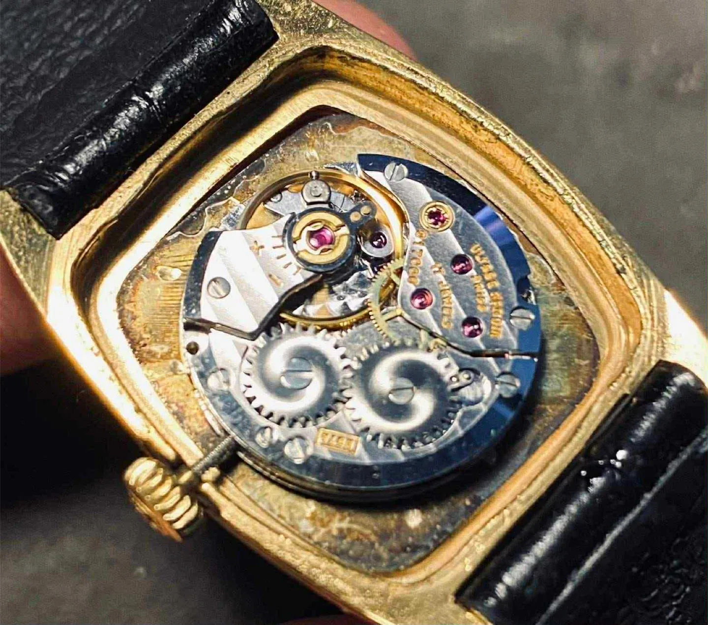 Ulysee Nardin vintage watch image indicator(4)