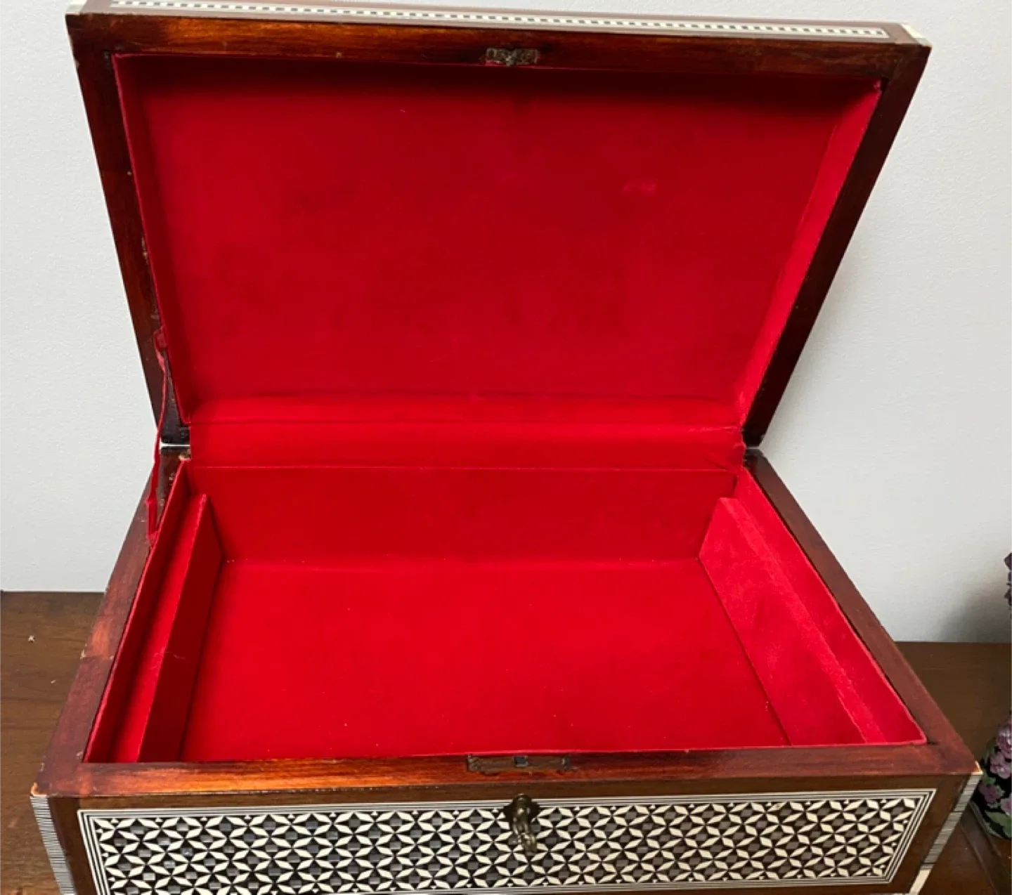 Wooden Jewellery Box with Red Velvet Interior image indicator(4)