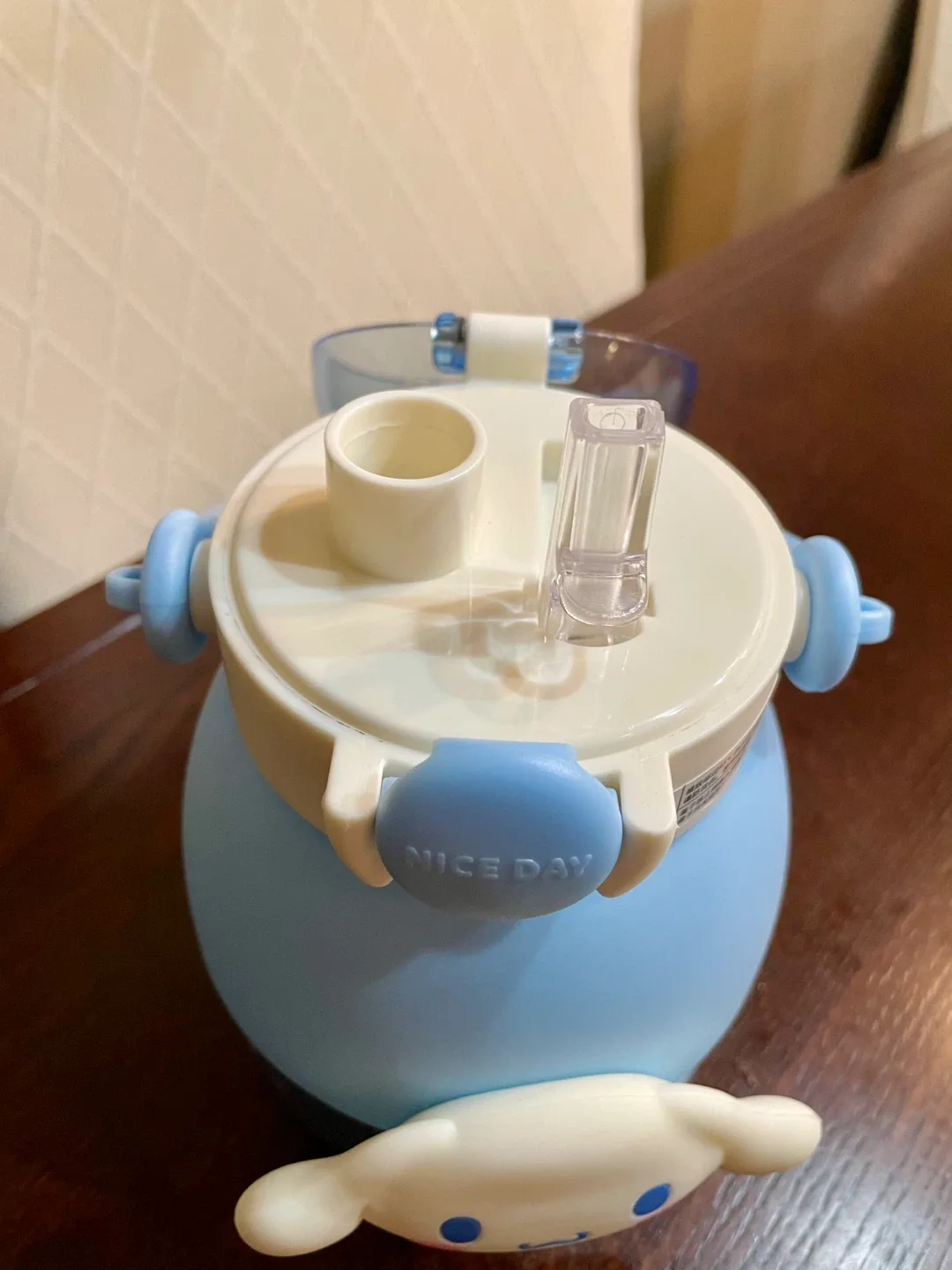 NEW Sanrio Cinnamon Water bottle image indicator(2)