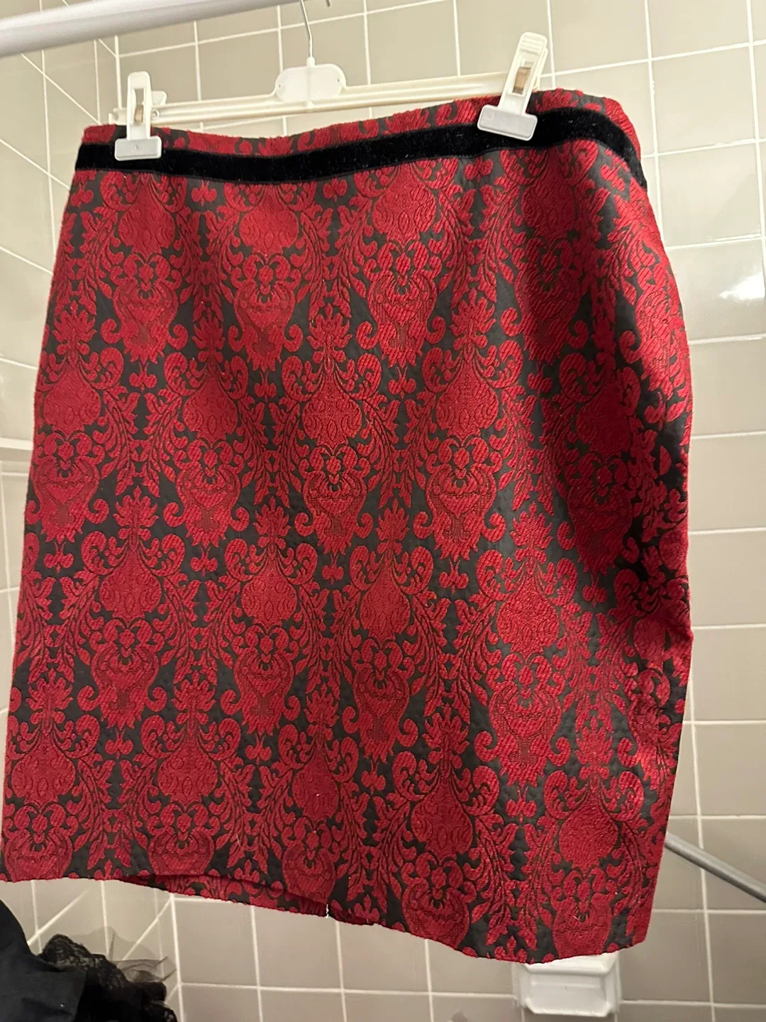 Talbots Red & Black Skirt - Size 18