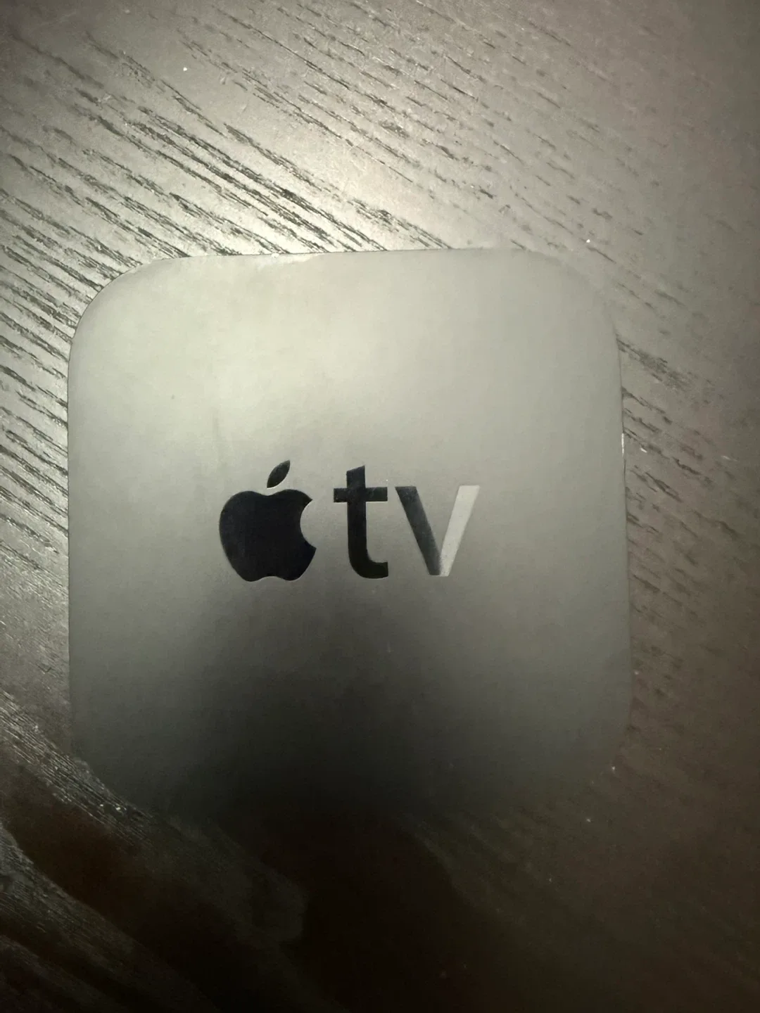 Apple TV Second Generation with Remote and box image indicator(3)