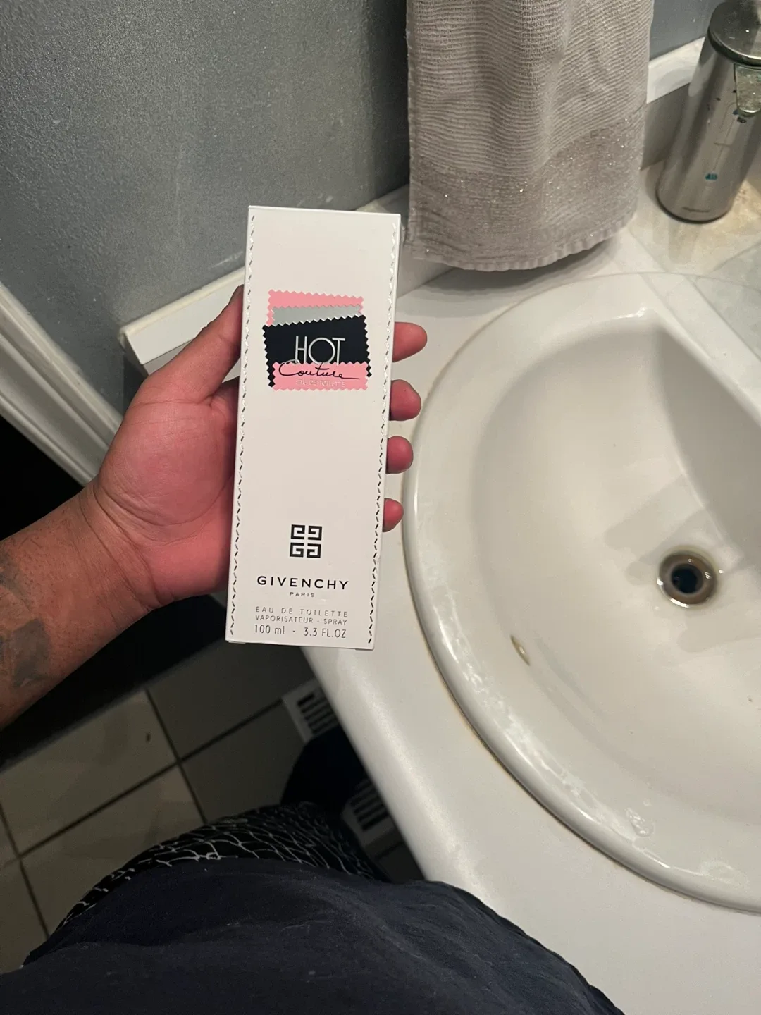 Givenchy Hot Couture Eau de Toilette 100ml image indicator(5)