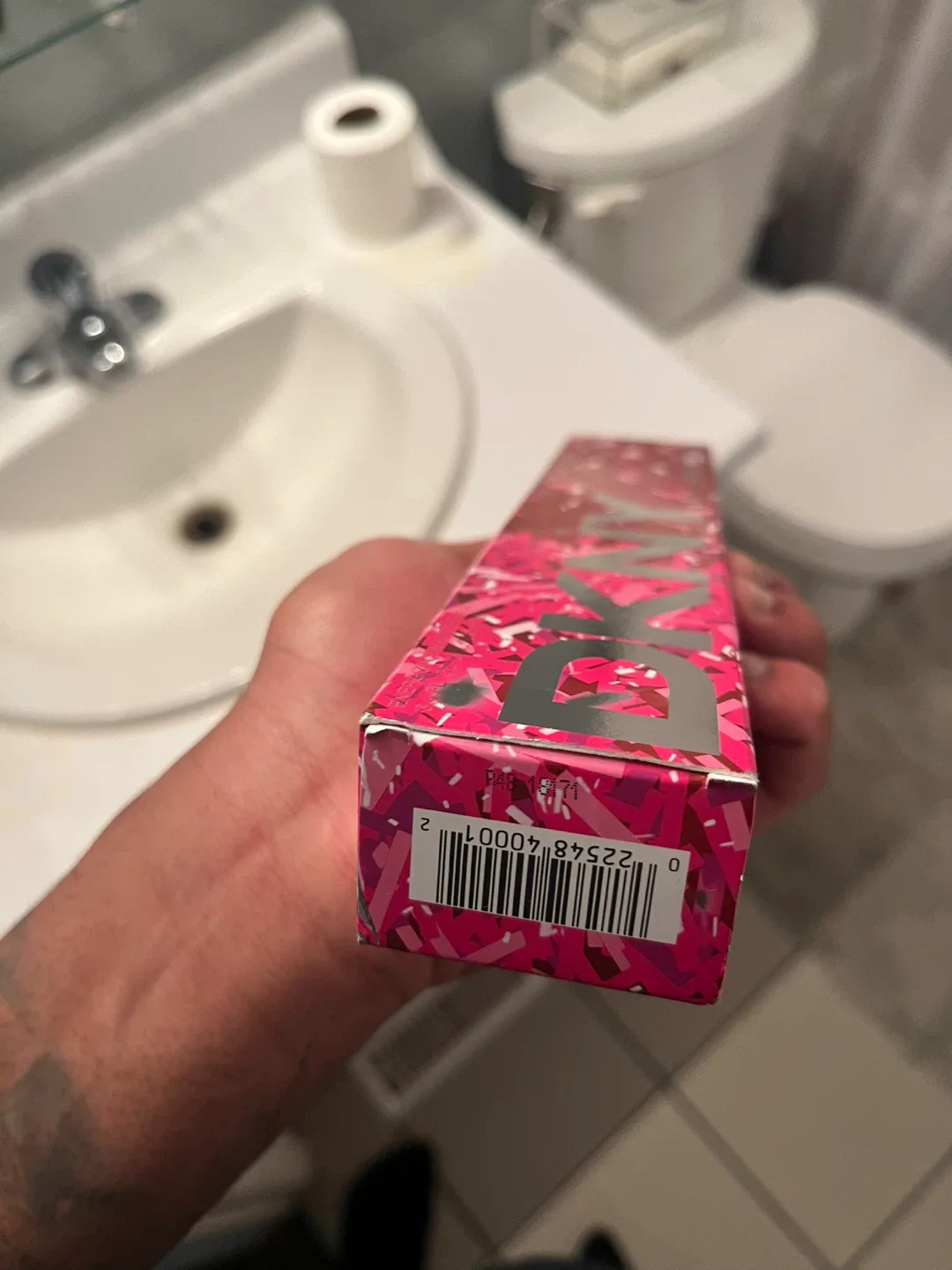 DKNY Women Energizing Eau de Toilette Spray 100ml image indicator(4)