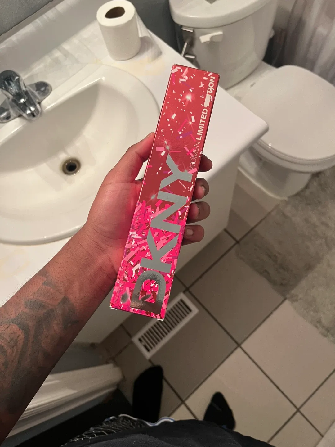 DKNY Women Energizing Eau de Toilette Spray 100ml