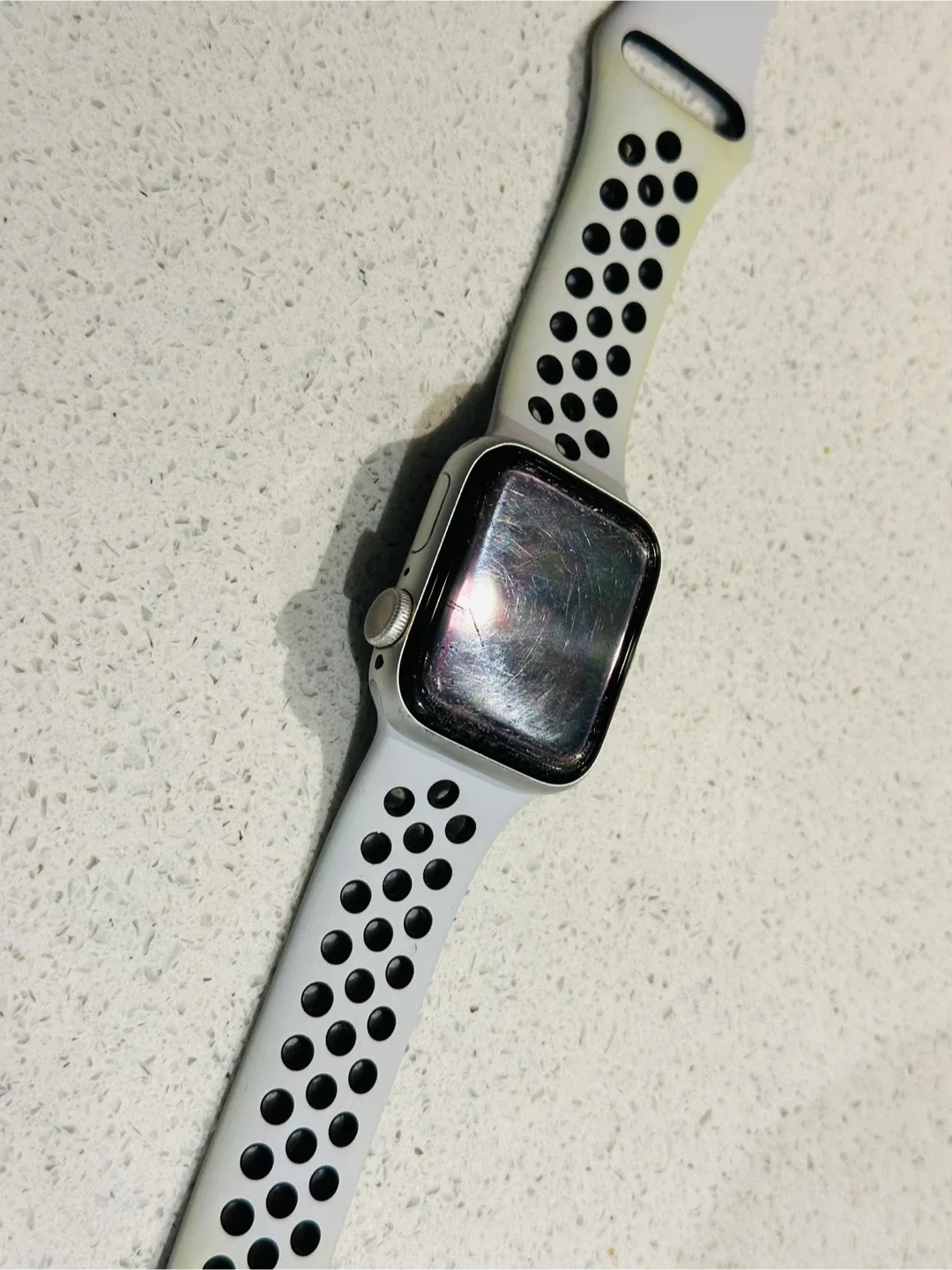 Apple Watch 5 Nike image indicator(6)