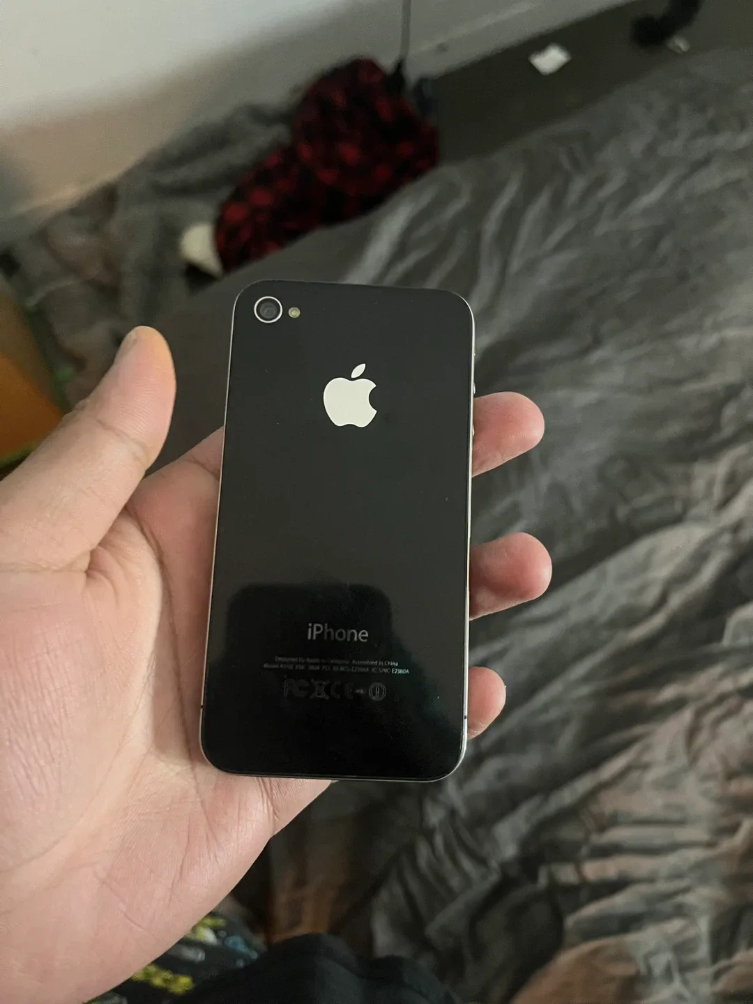 iPhone 4S - Black image indicator(2)