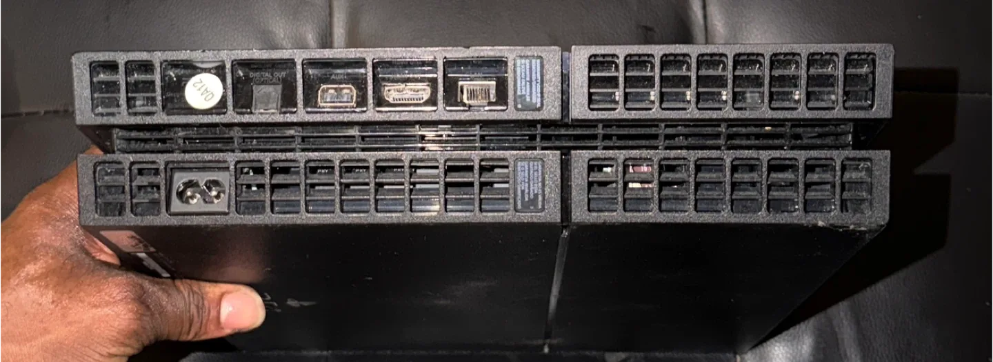 PS4 Console Bundle image indicator(6)