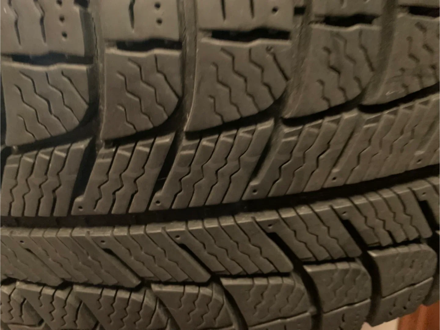 195/65R15 Winter Tire image indicator(3)