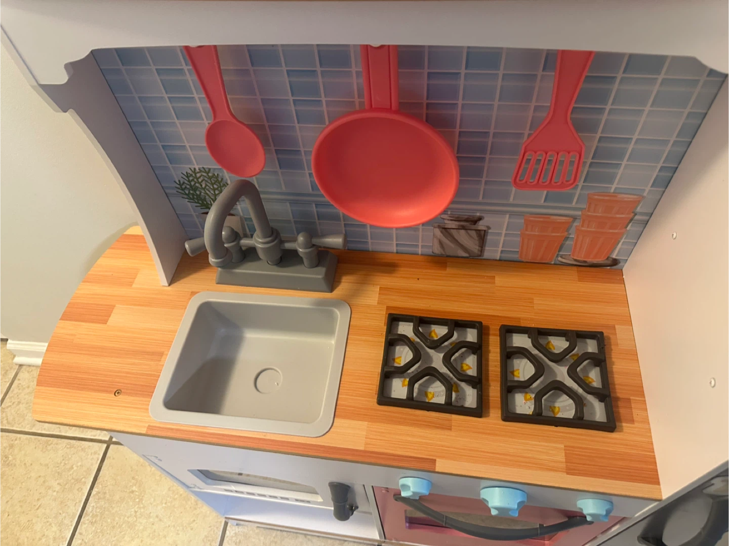 KidKraft Wooden Play Kitchen - photo 5