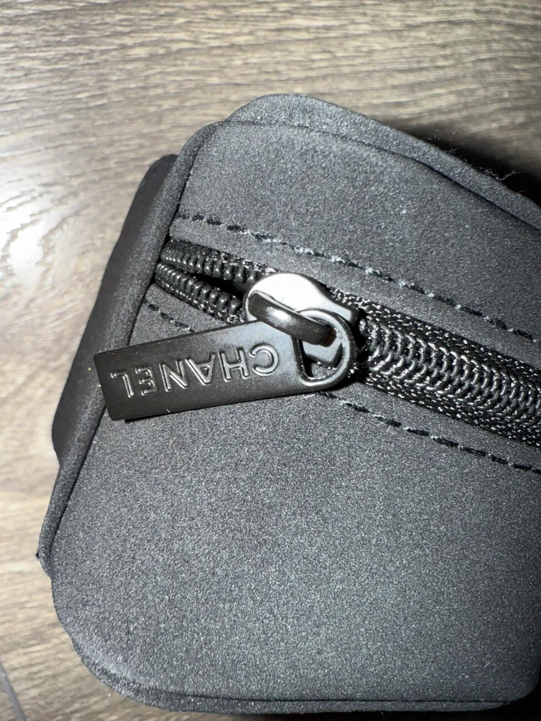 Chanel Black Watch Case image indicator(2)