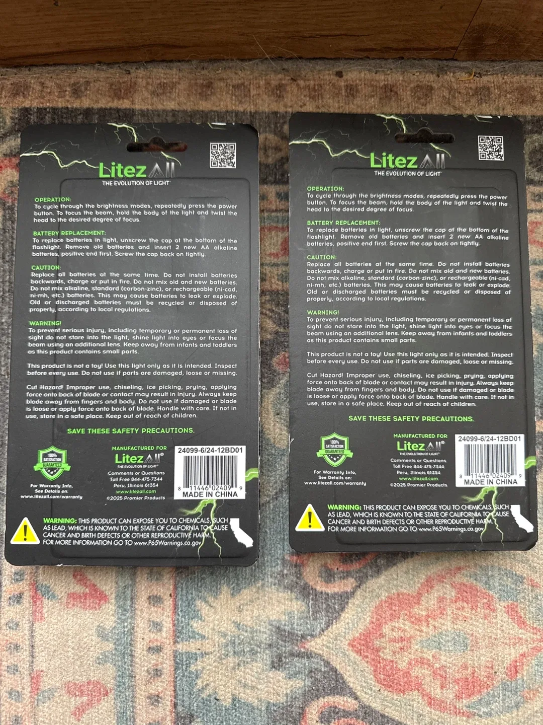 2 pack- LitezAll Everyday Carry Flashlight + Pocket Knife Set image indicator(2)