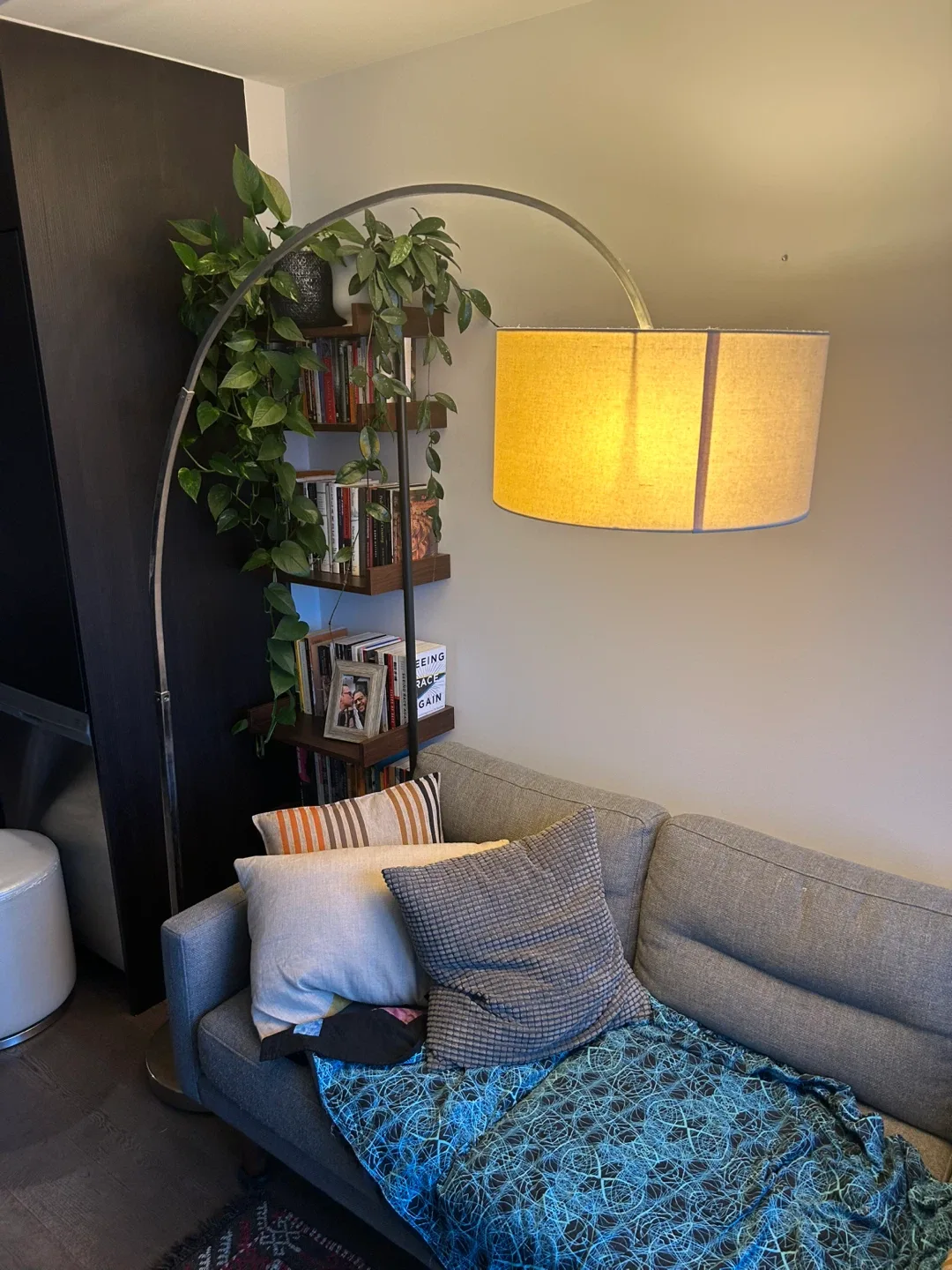 Arc Floor Lamp casalife image indicator(2)