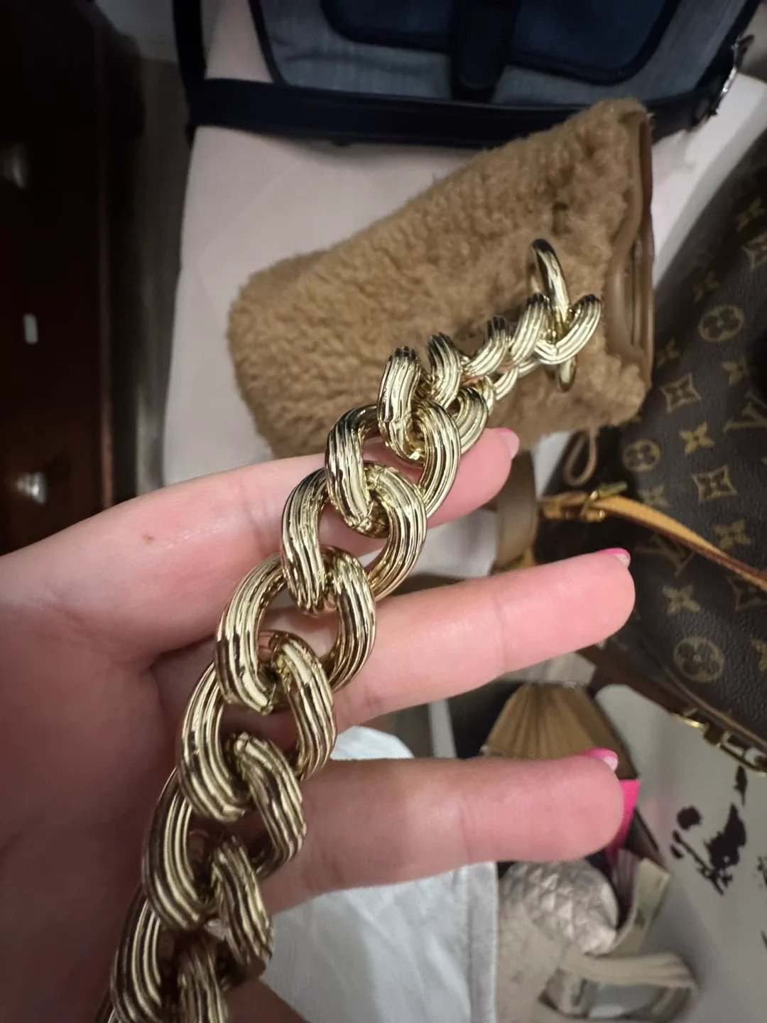 Max Mara Mini Teddy Bucket Bag image indicator(3)