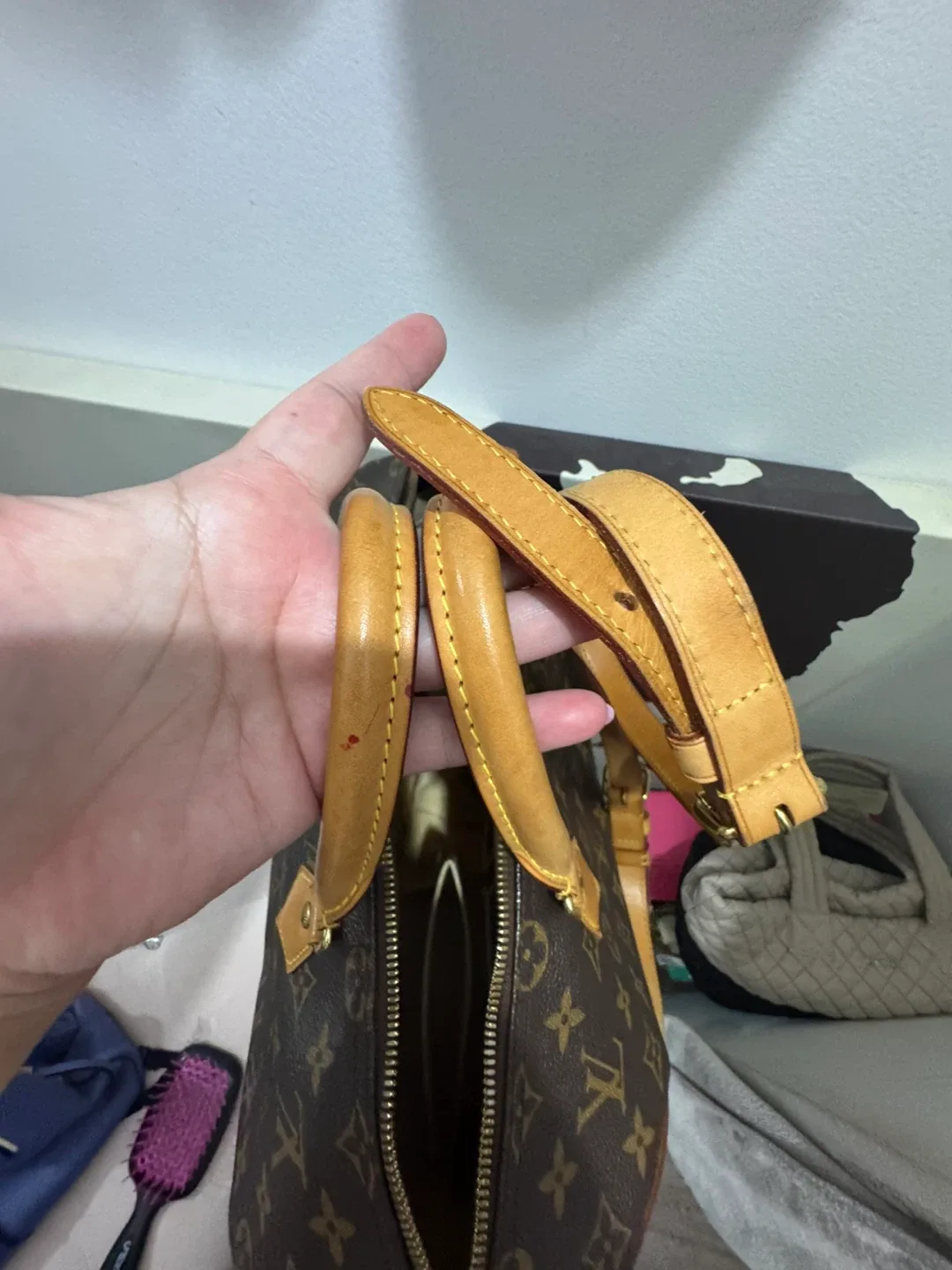 Louis Vuitton Speedy Bandouliere 35 image indicator(2)