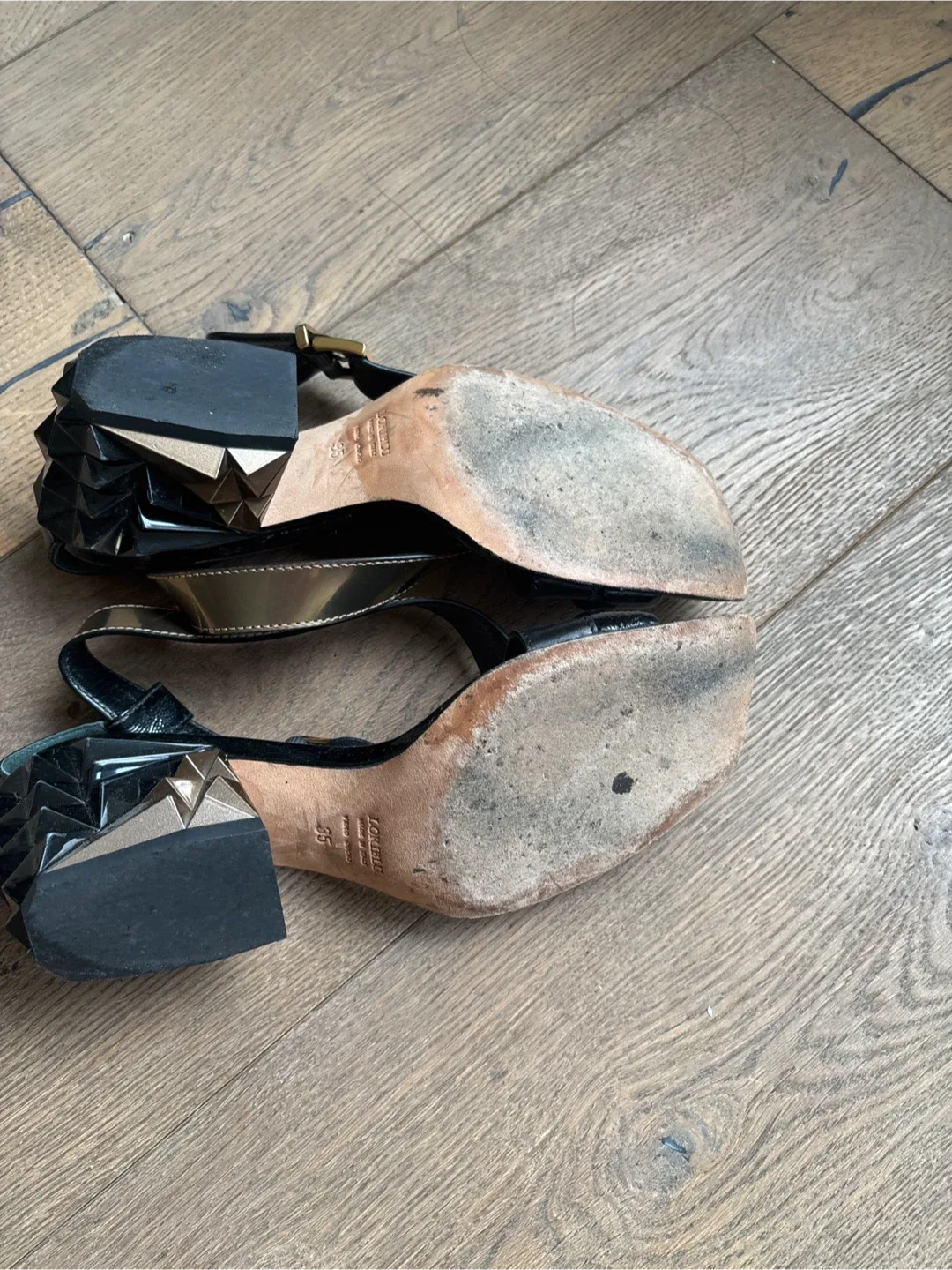 Loriblu Black Heels - Size EUR 35, US 5 image indicator(3)