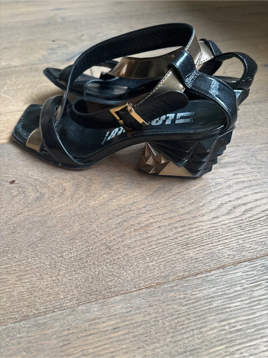 Loriblu Black Heels - Size EUR 35, US 5 image indicator(2)