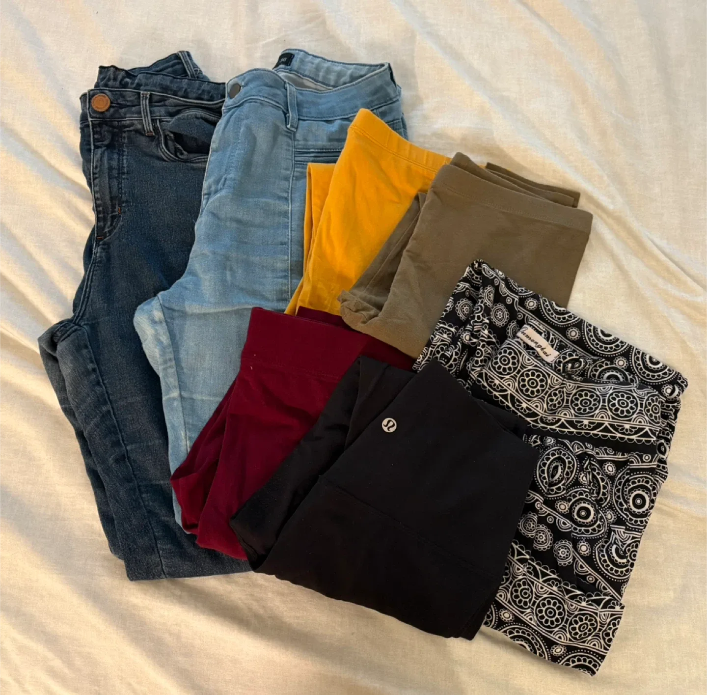 Bundle of Jeans & Leggings
