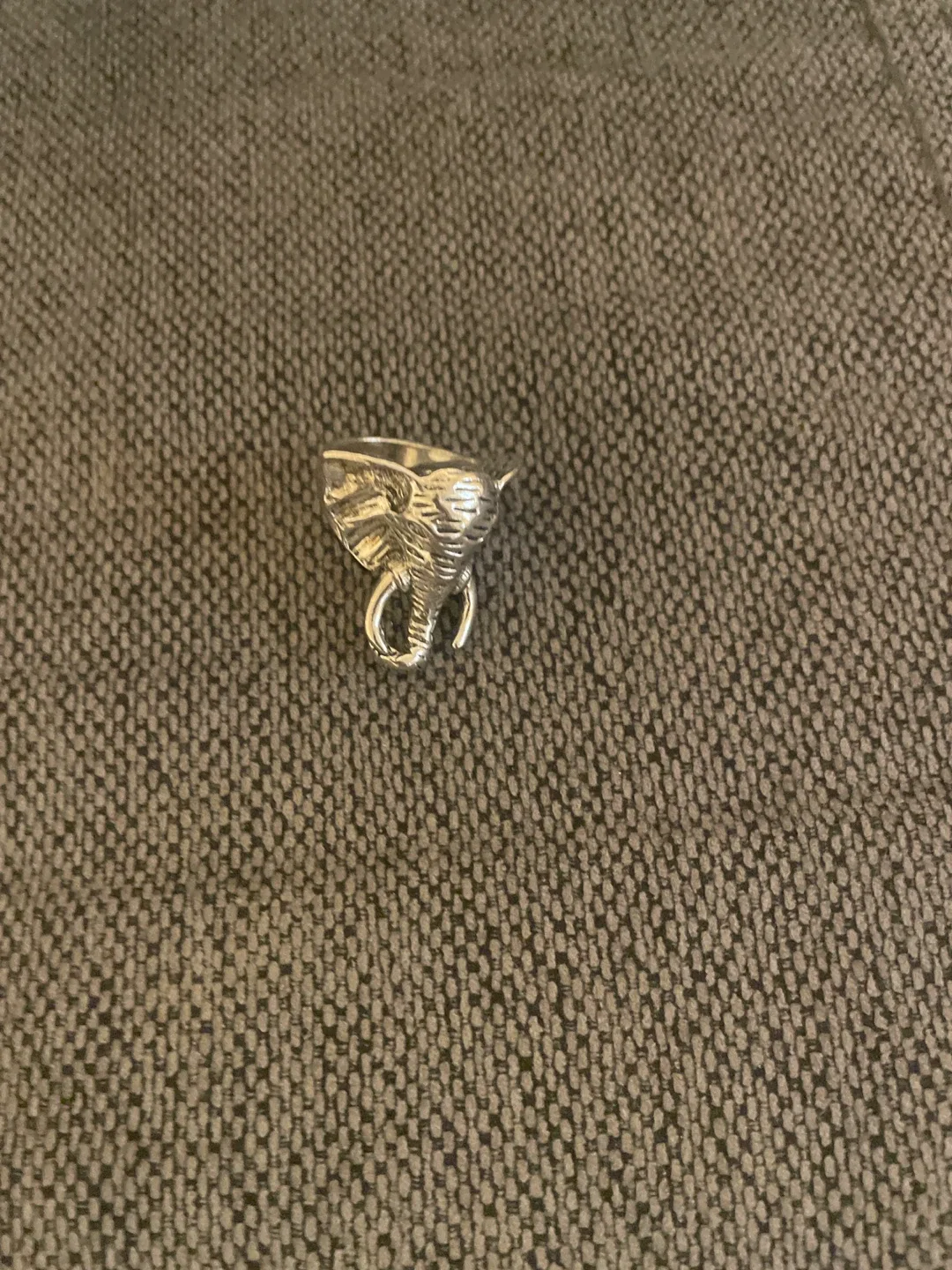 Elephant Ring thumbnail