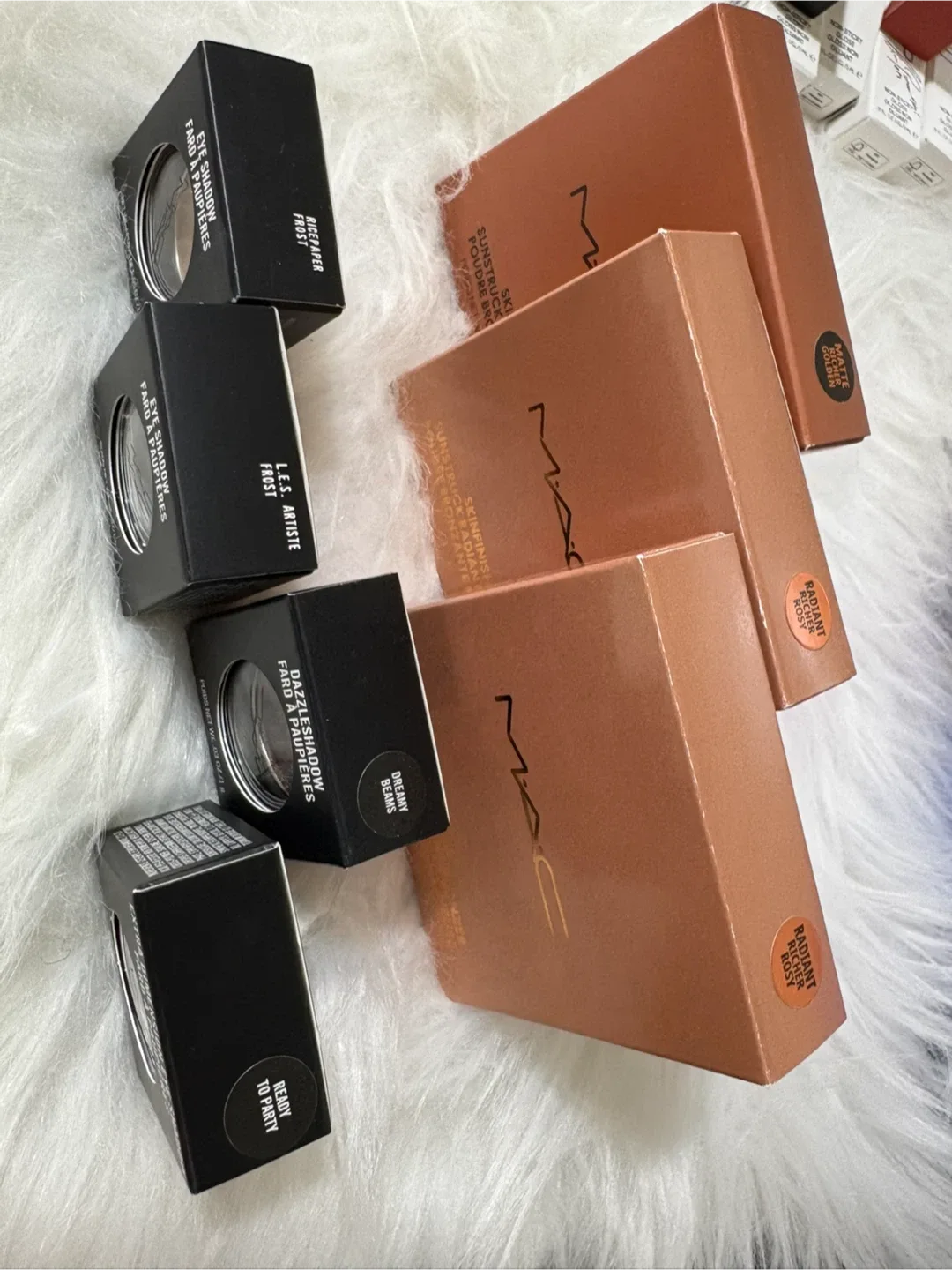 MAC Eyeshadows - Assorted Colours image indicator(2)