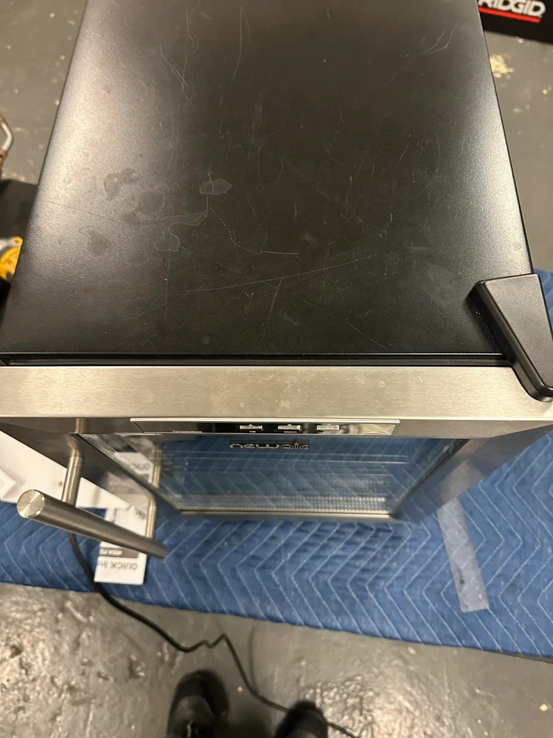 NewAir Electric Wine Cooler image indicator(3)