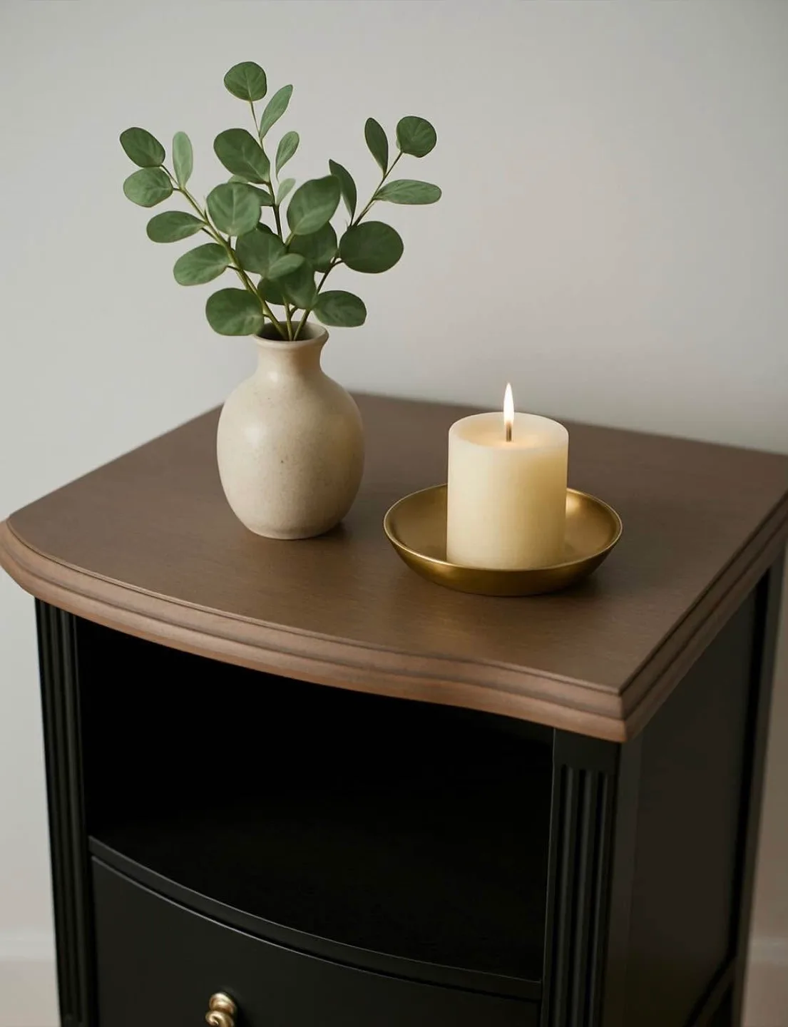 ✨Vintage MCM End/Side Tables✨ image indicator(3)